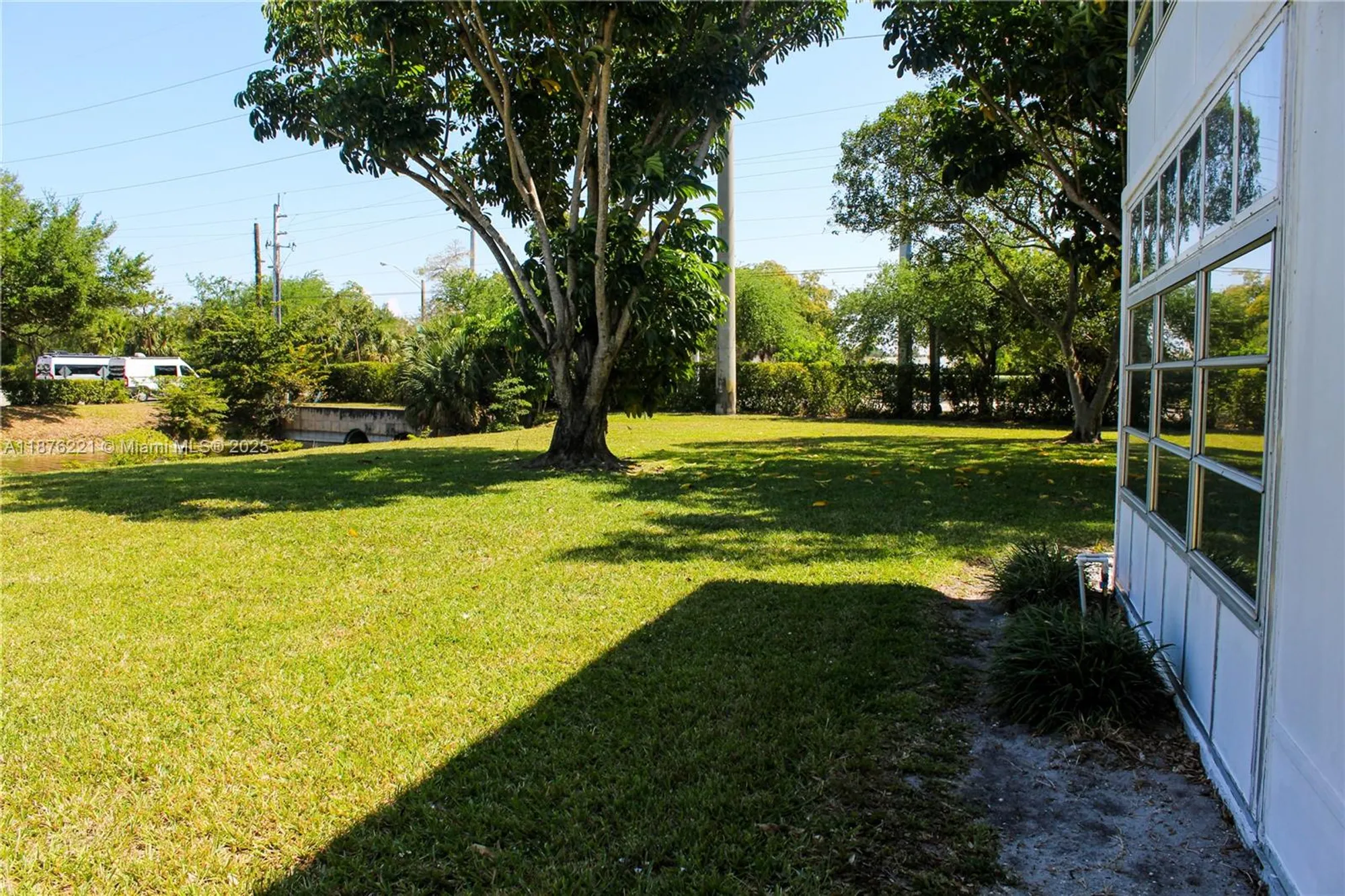 Property Slideshow image 9 of 10 | 319 newport v # 319, Deerfield Beach, FL, 33442