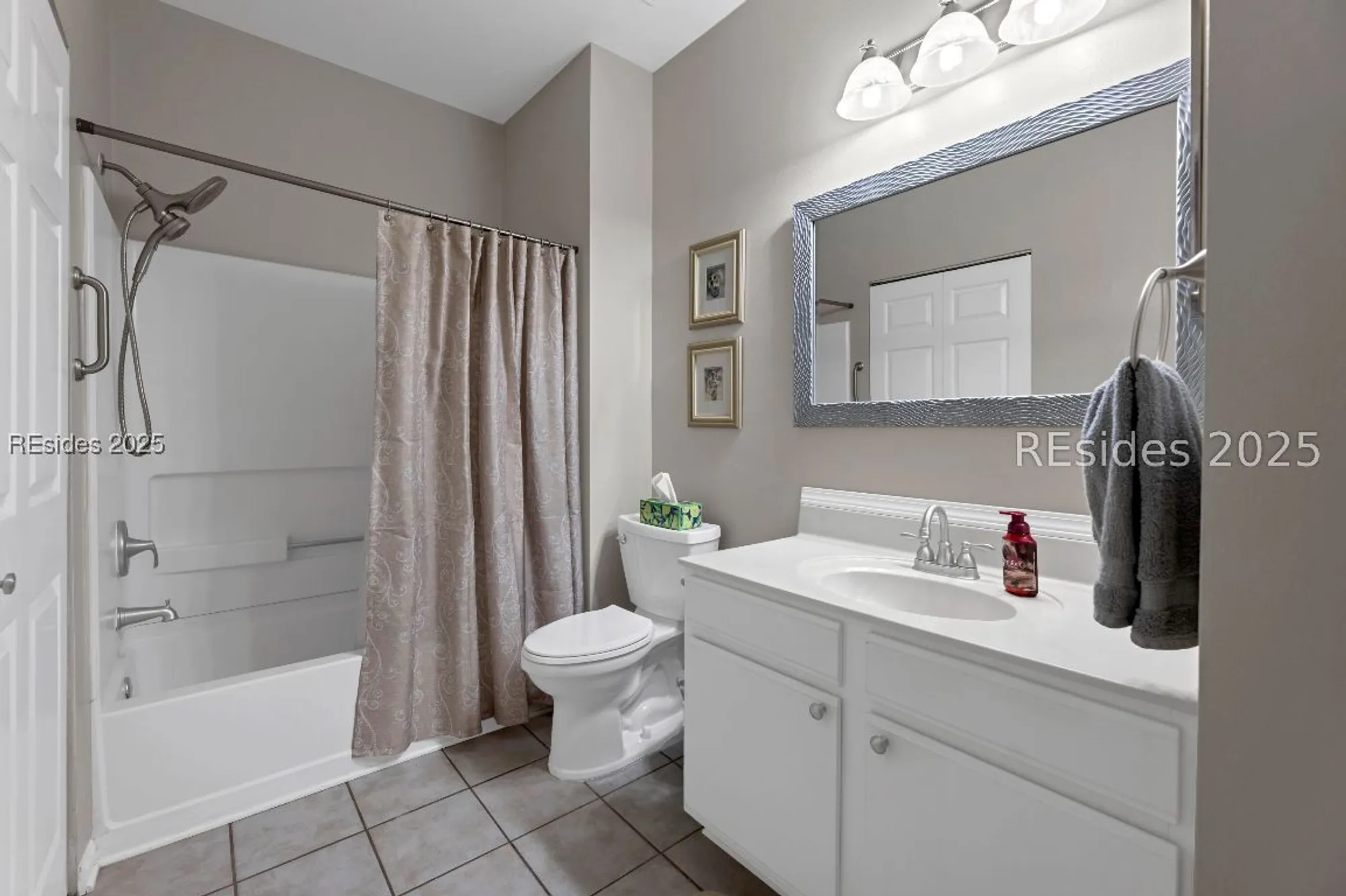 Property Slideshow image 14 of 43 | 380 marshland rd f11, Hilton Head Island, SC, 29926