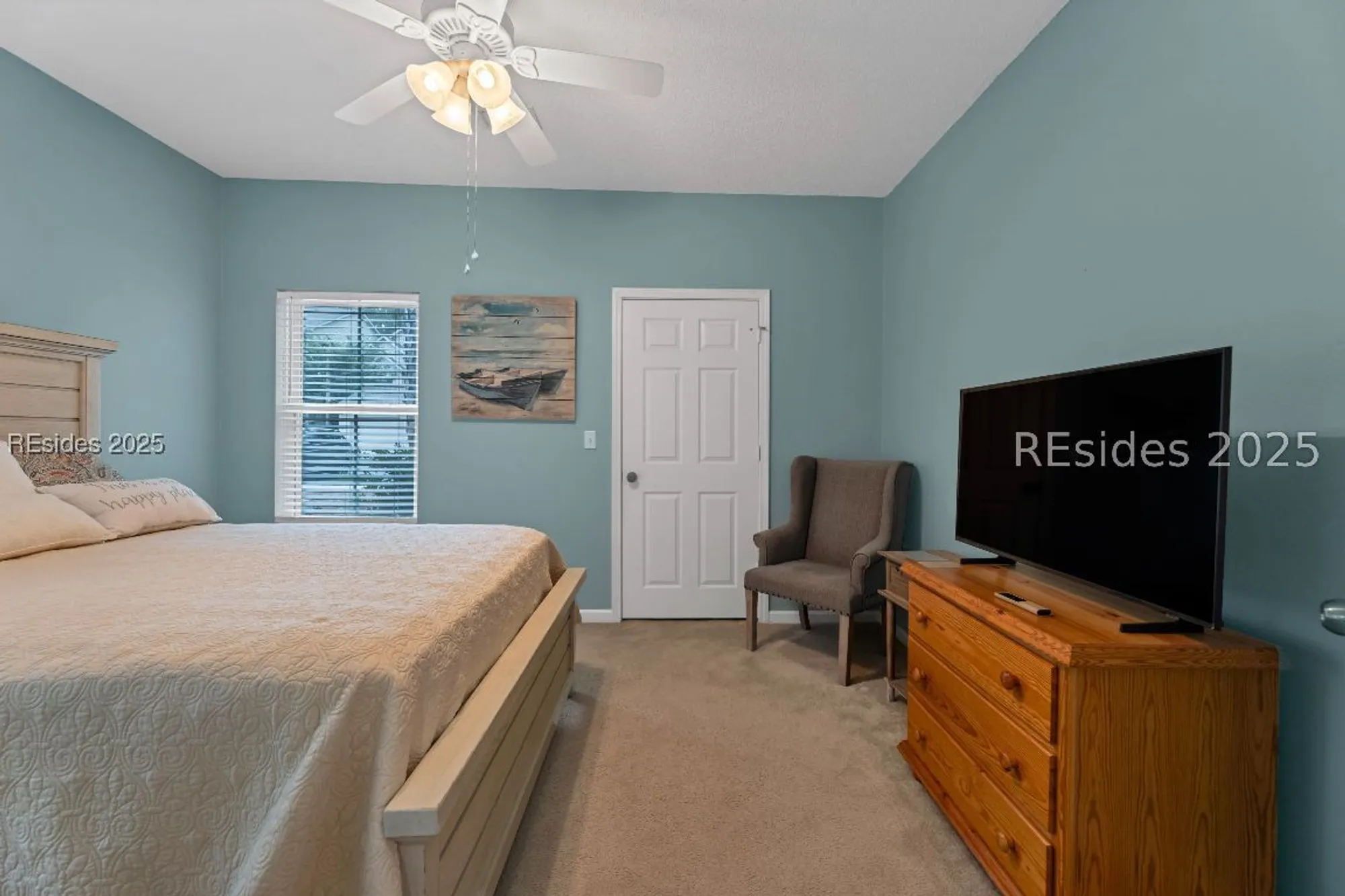 Property Slideshow image 16 of 43 | 380 marshland rd f11, Hilton Head Island, SC, 29926