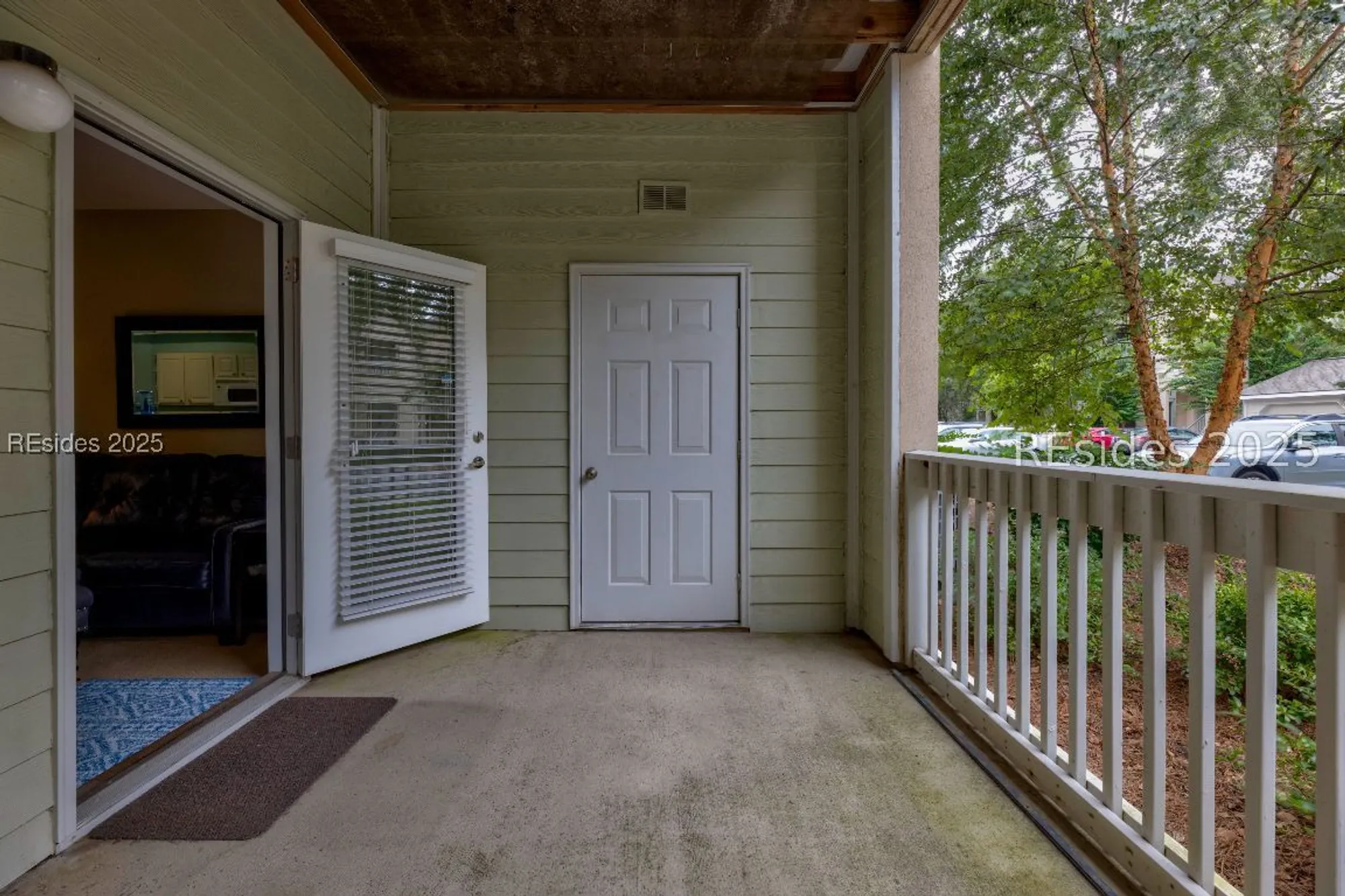 Property Slideshow image 26 of 43 | 380 marshland rd f11, Hilton Head Island, SC, 29926