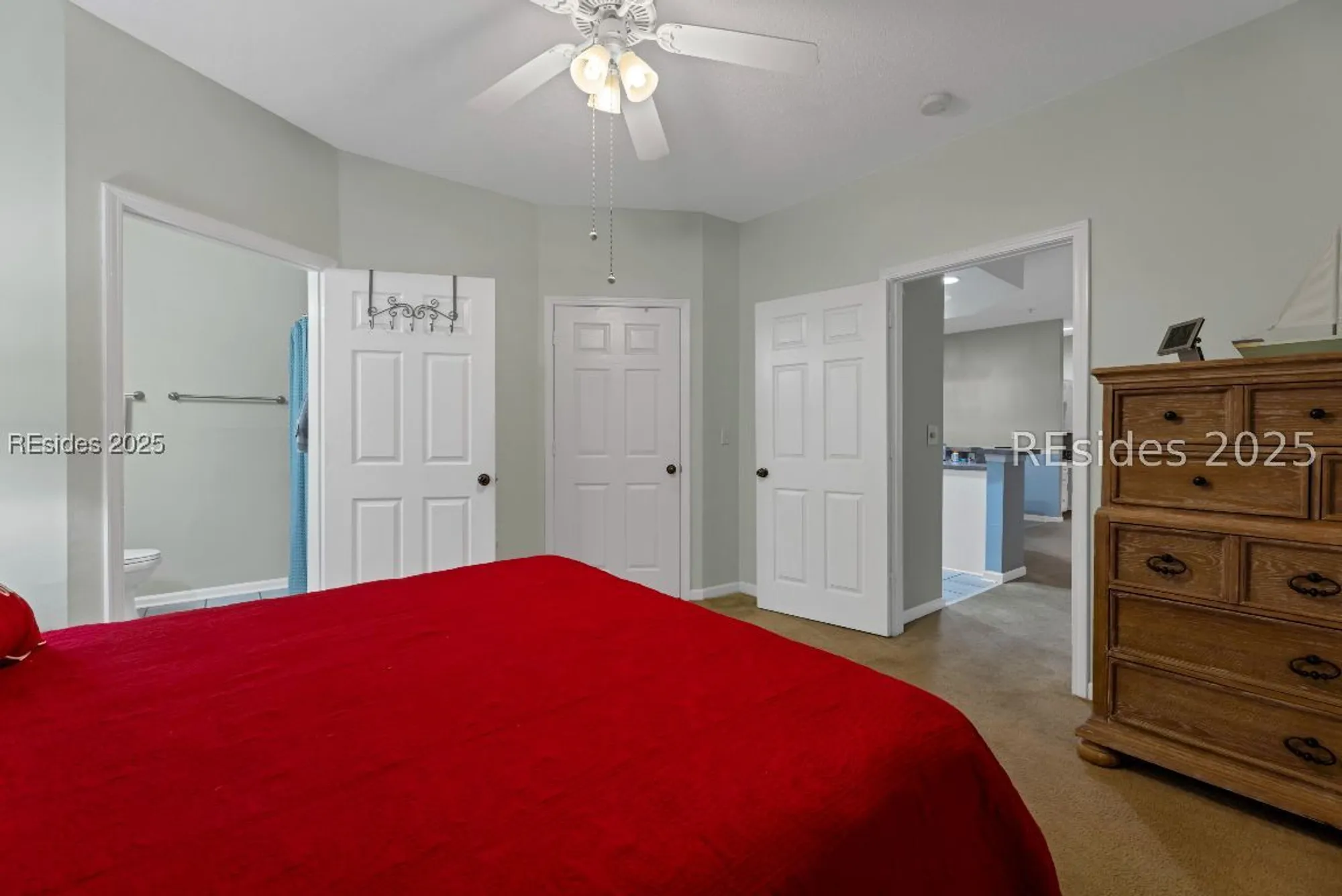 Property Slideshow image 22 of 43 | 380 marshland rd f11, Hilton Head Island, SC, 29926