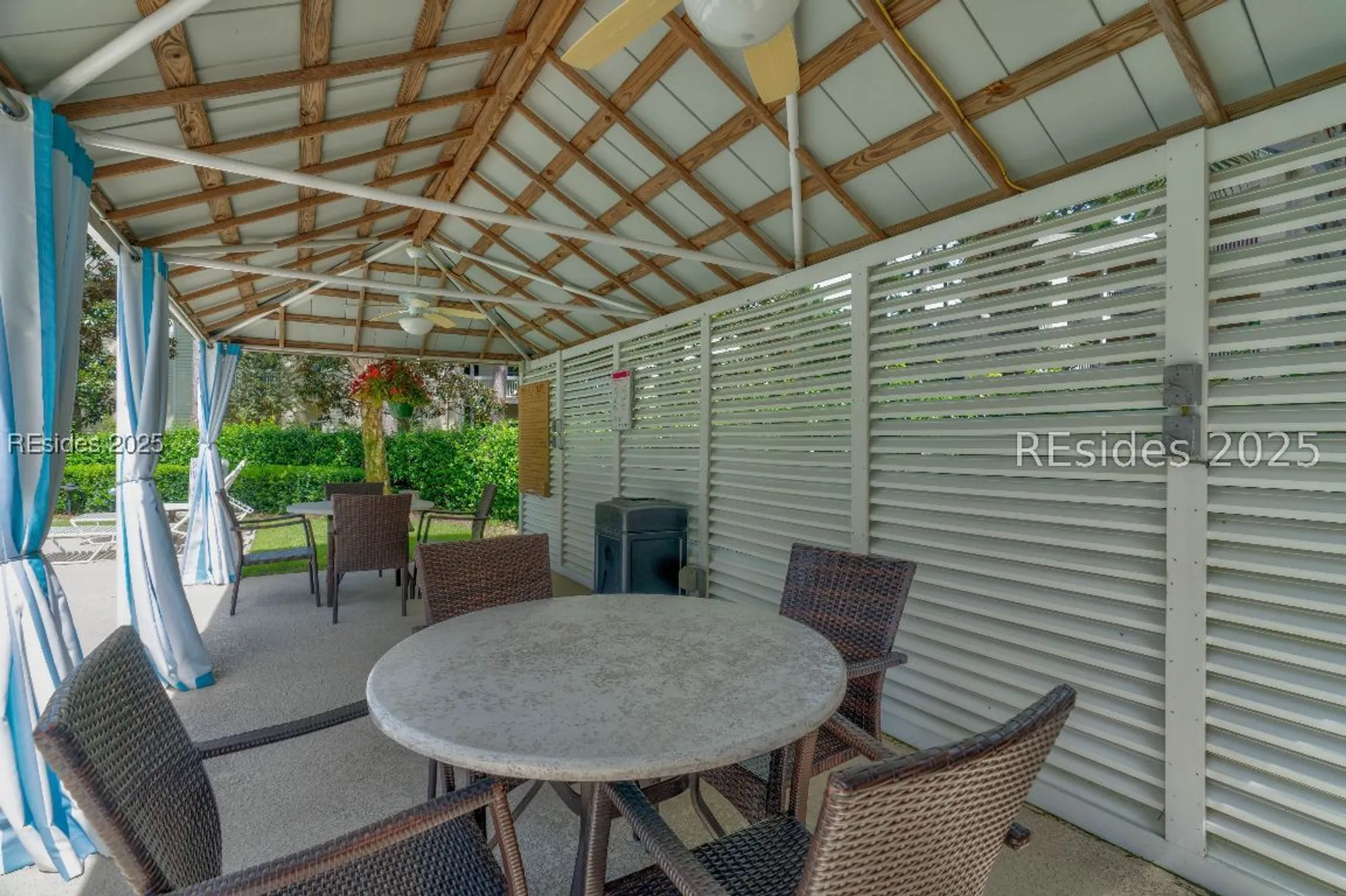 Property Slideshow image 34 of 43 | 380 marshland rd f11, Hilton Head Island, SC, 29926