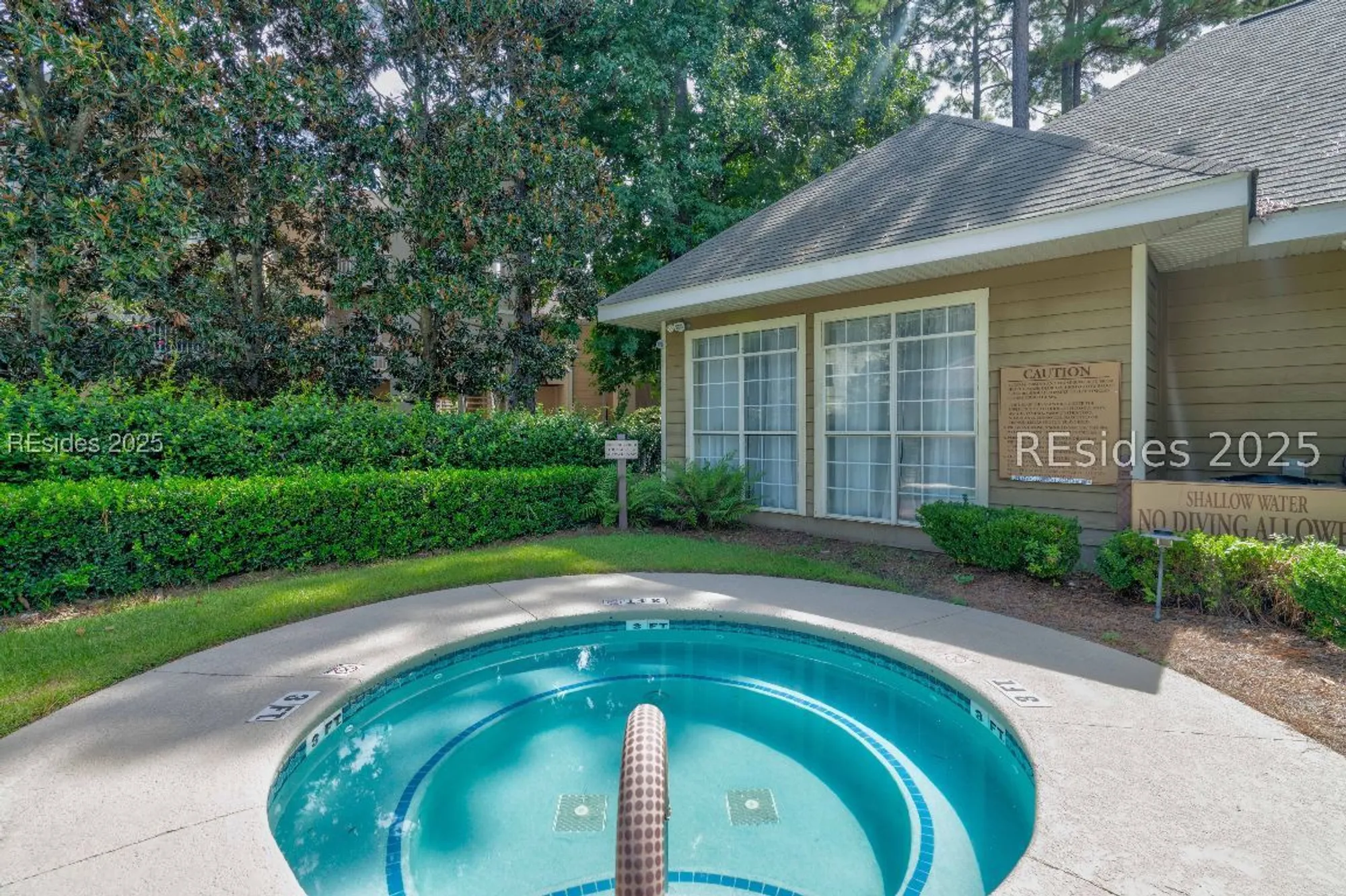 Property Slideshow image 33 of 43 | 380 marshland rd f11, Hilton Head Island, SC, 29926