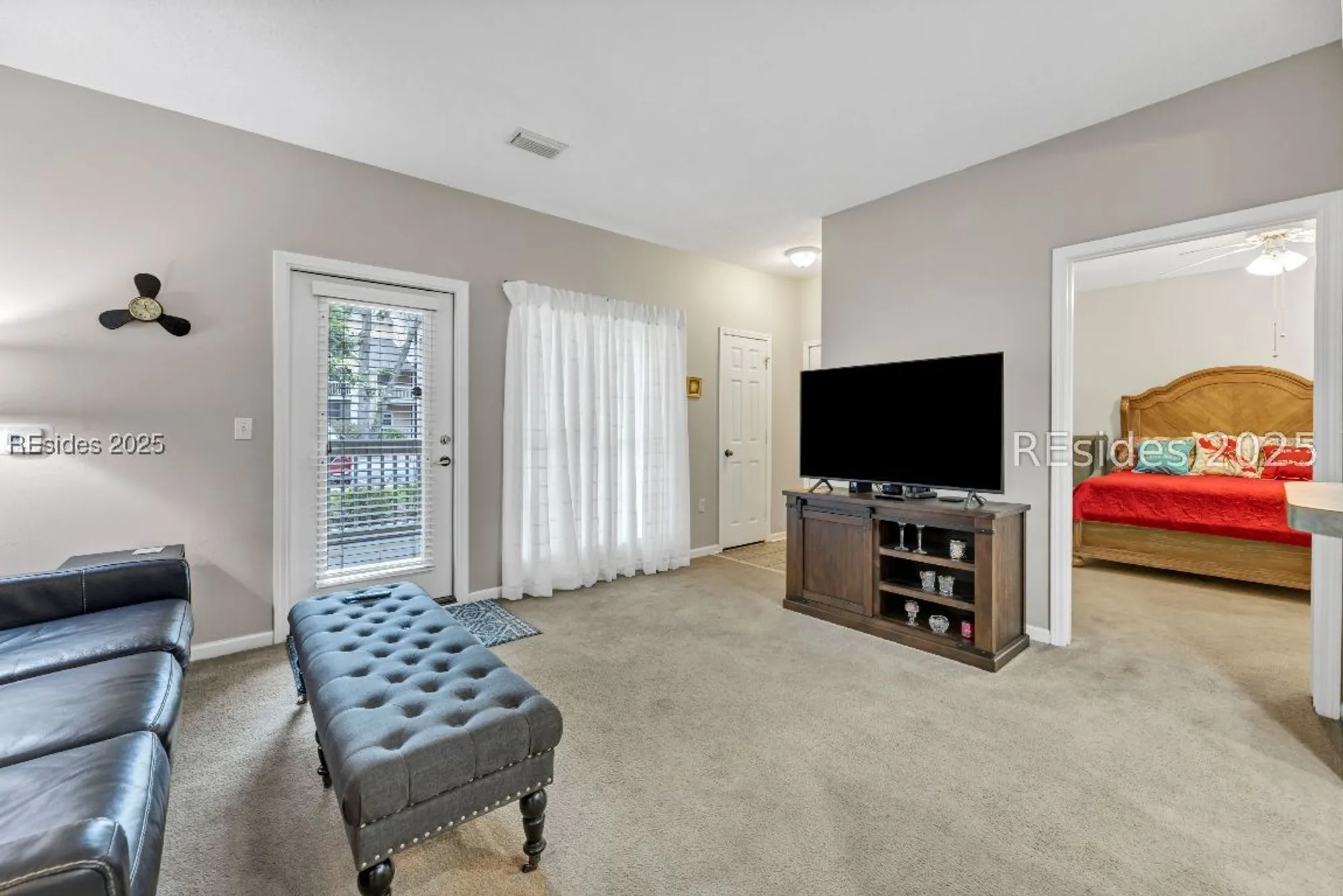 Property Slideshow image 5 of 43 | 380 marshland rd f11, Hilton Head Island, SC, 29926