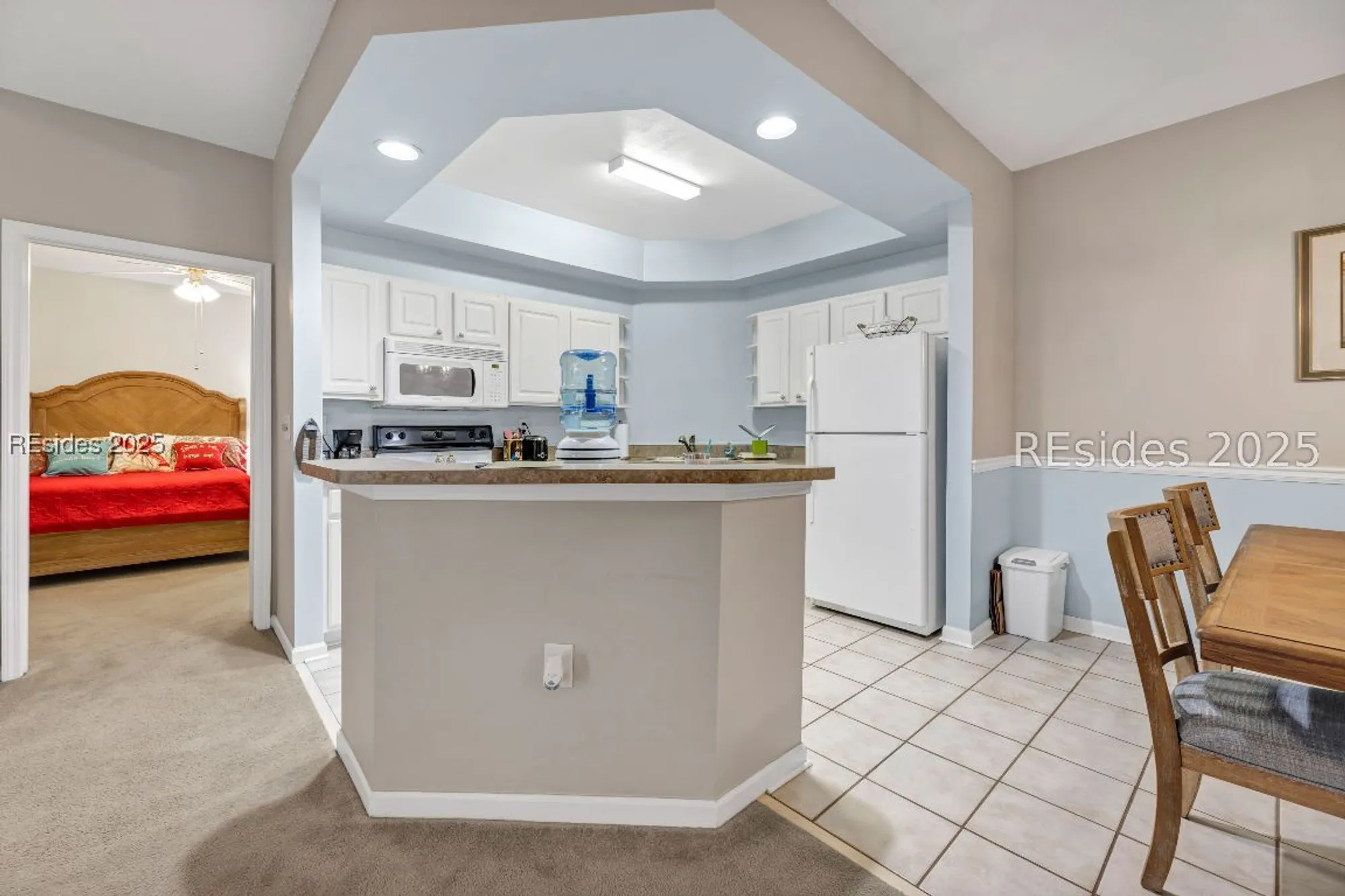 Property Slideshow image 6 of 43 | 380 marshland rd f11, Hilton Head Island, SC, 29926