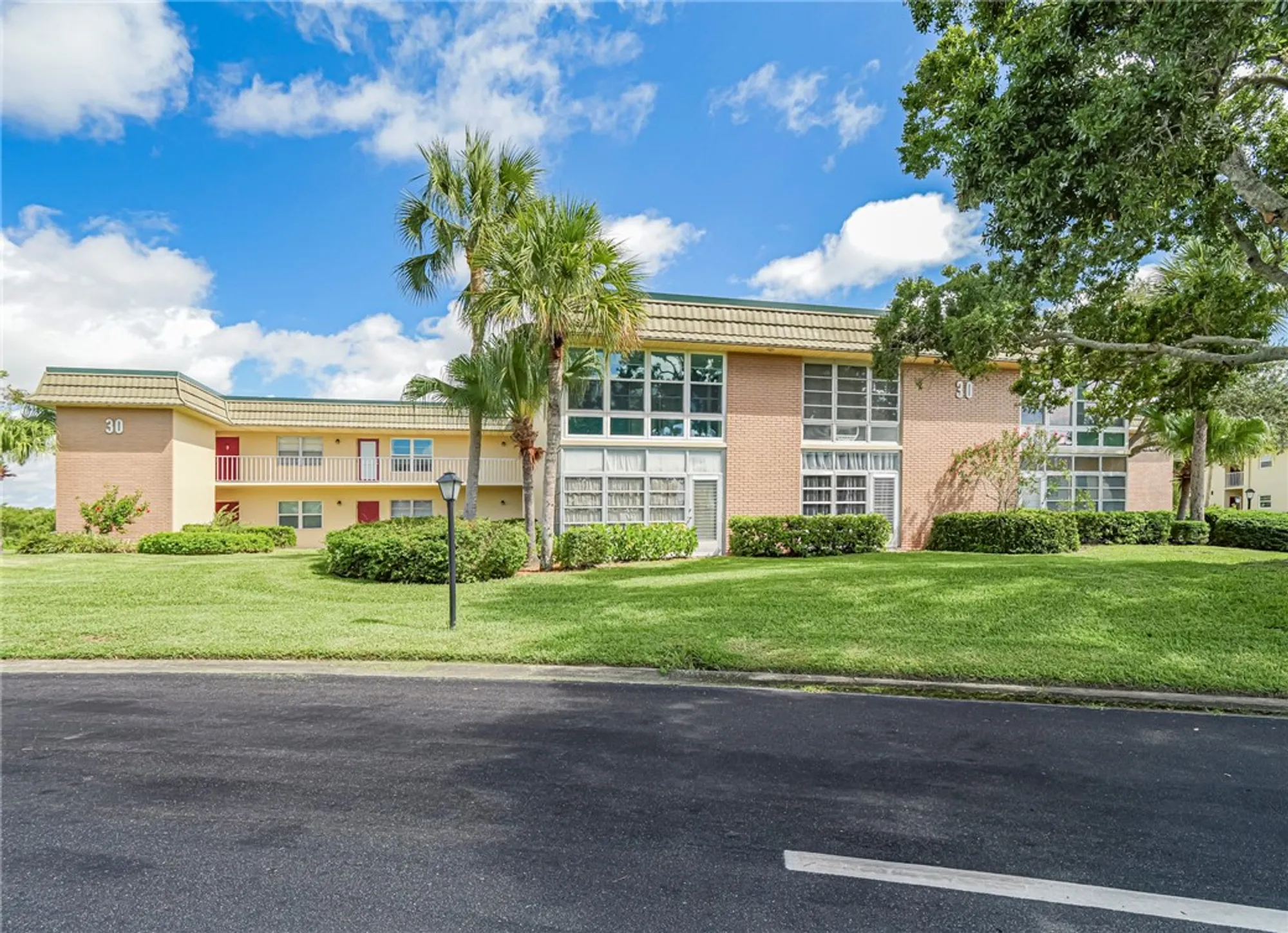 Property Slideshow image 1 of 21 | 30 vista gardens trl 204, Vero Beach, FL, 32962