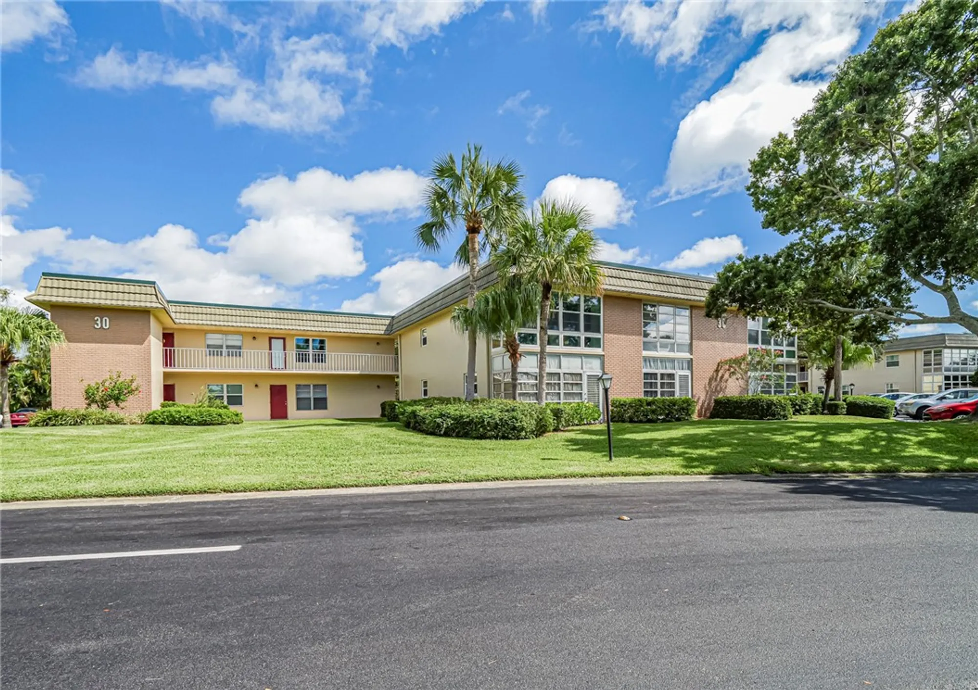 Property Slideshow image 2 of 21 | 30 vista gardens trl 204, Vero Beach, FL, 32962