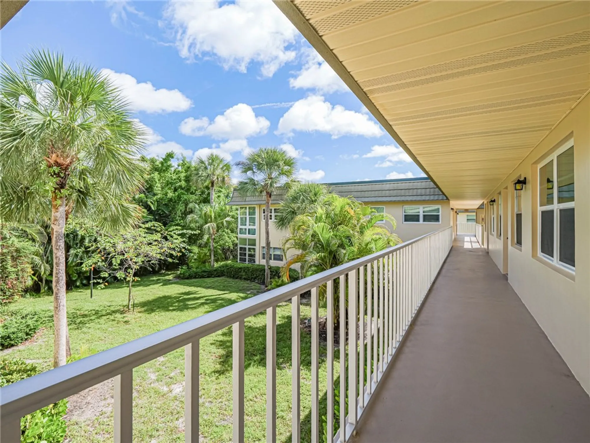 Property Slideshow image 4 of 21 | 30 vista gardens trl 204, Vero Beach, FL, 32962