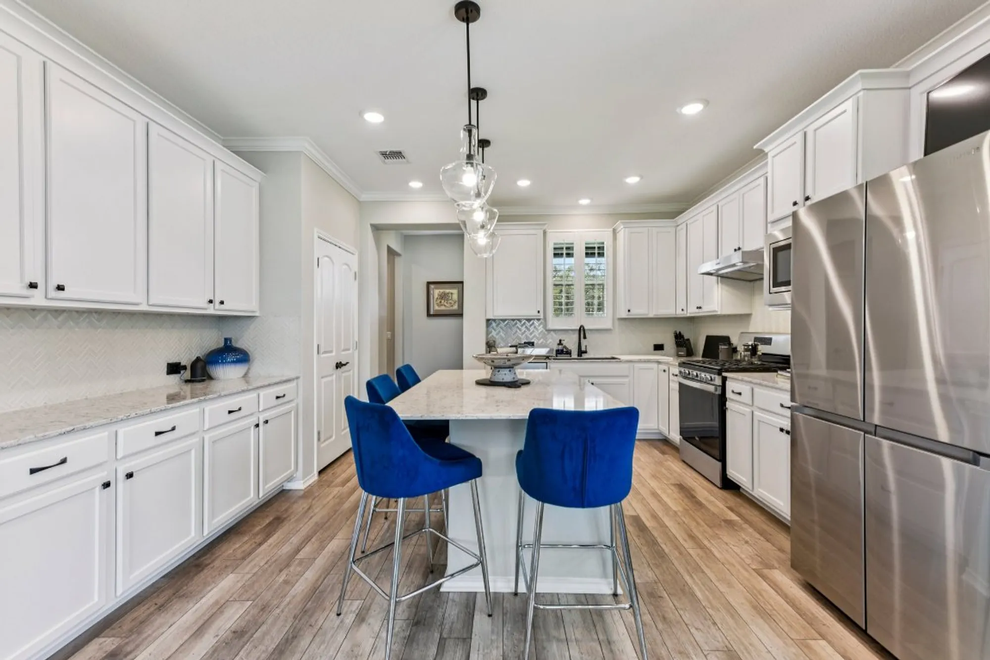 Property Slideshow image 15 of 40 | 106 kitty hawk rd, Georgetown, TX, 78633