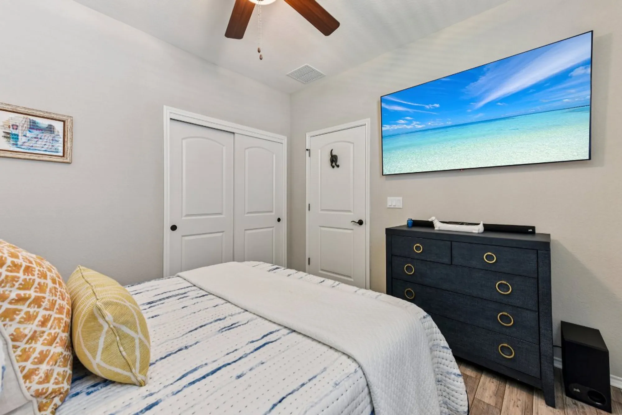 Property Slideshow image 26 of 40 | 106 kitty hawk rd, Georgetown, TX, 78633