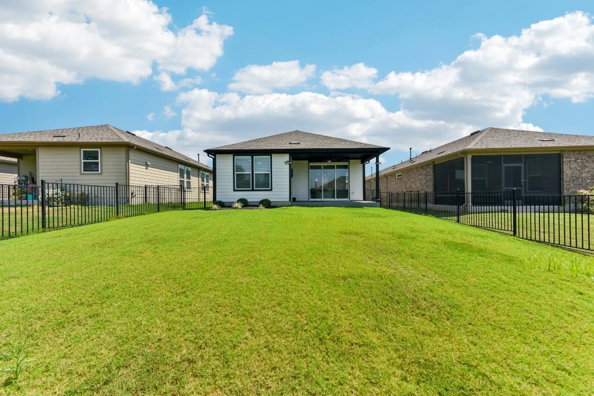 Property Slideshow image 37 of 40 | 106 kitty hawk rd, Georgetown, TX, 78633