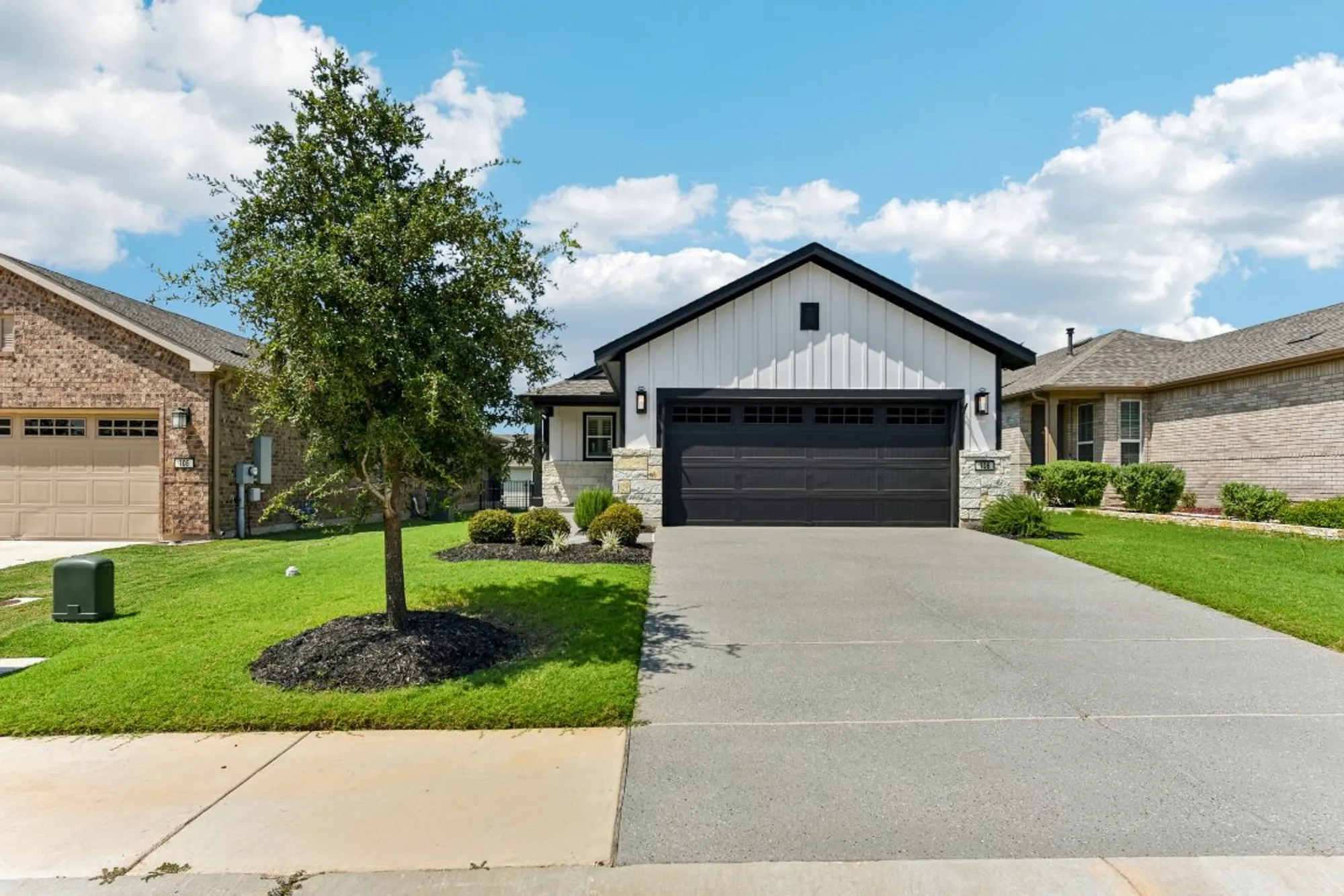 Property Slideshow image 3 of 40 | 106 kitty hawk rd, Georgetown, TX, 78633