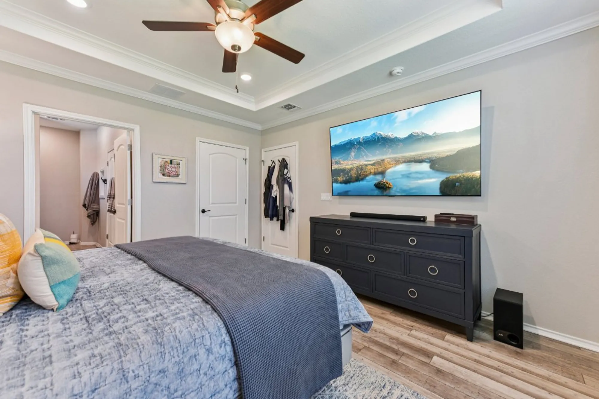 Property Slideshow image 30 of 40 | 106 kitty hawk rd, Georgetown, TX, 78633