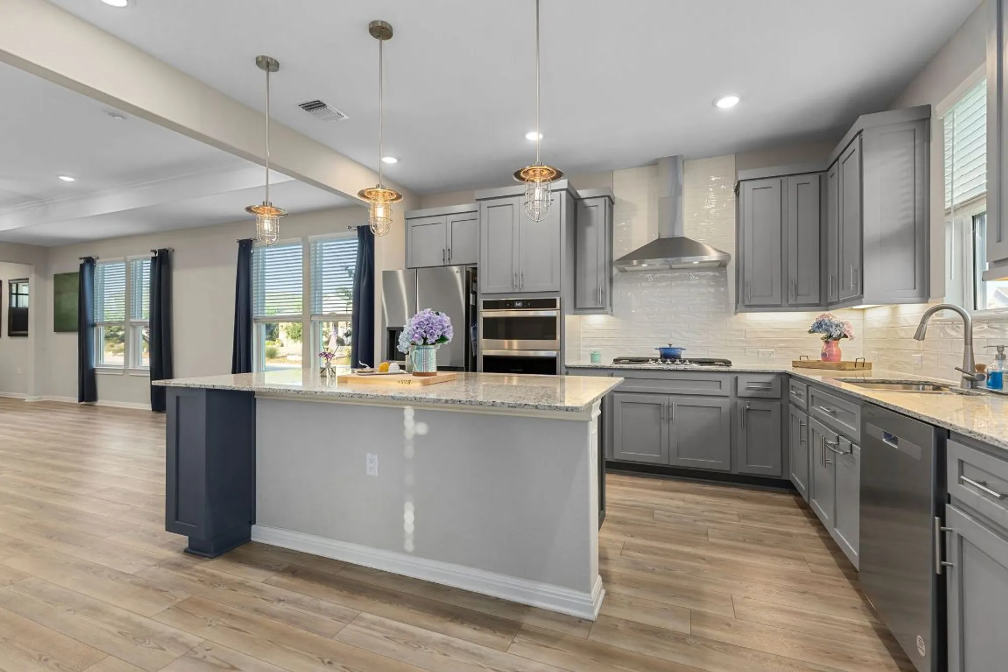 Property Slideshow image 14 of 32 | 101 bristol cv, Georgetown, TX, 78633