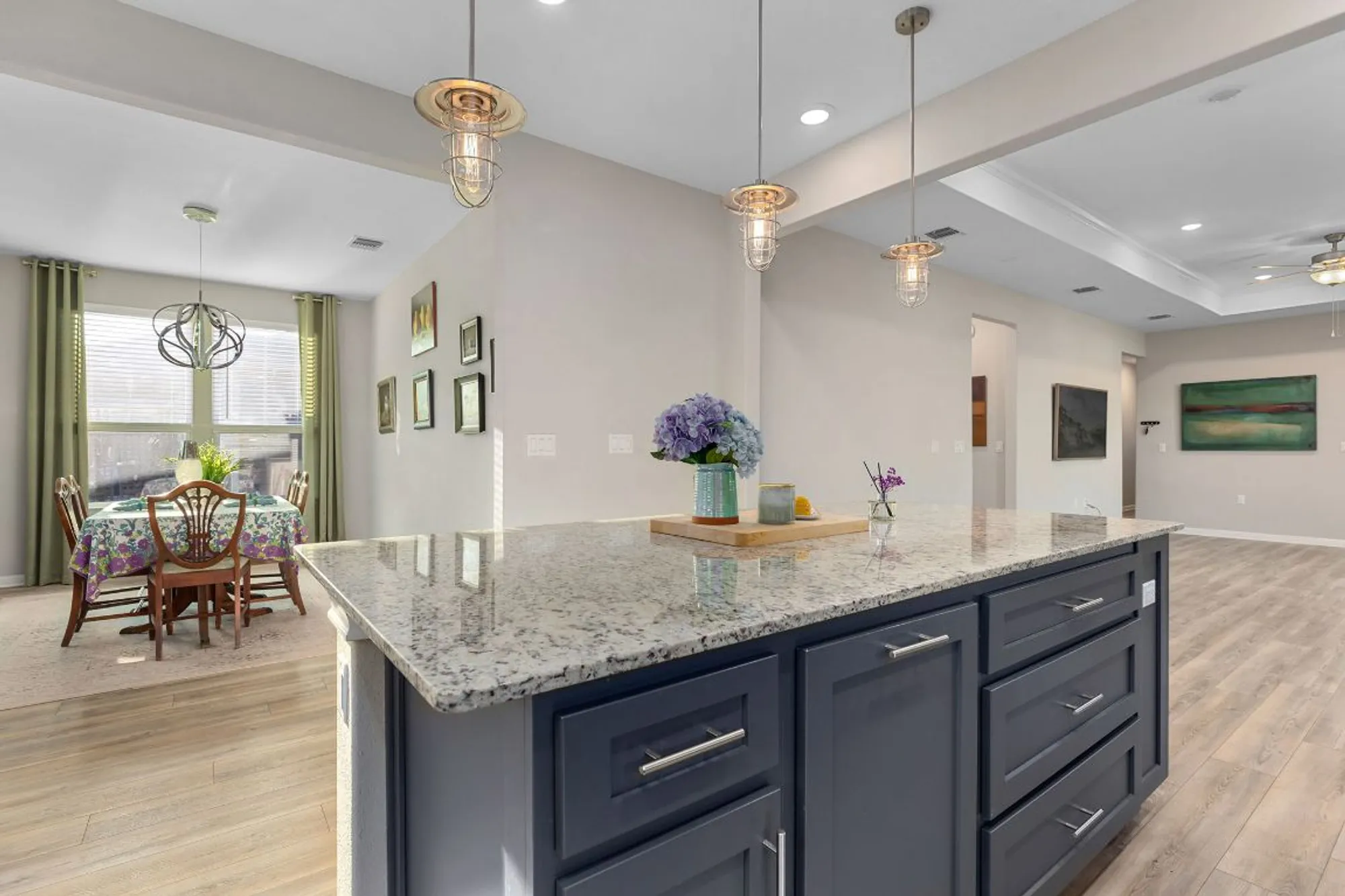 Property Slideshow image 15 of 32 | 101 bristol cv, Georgetown, TX, 78633