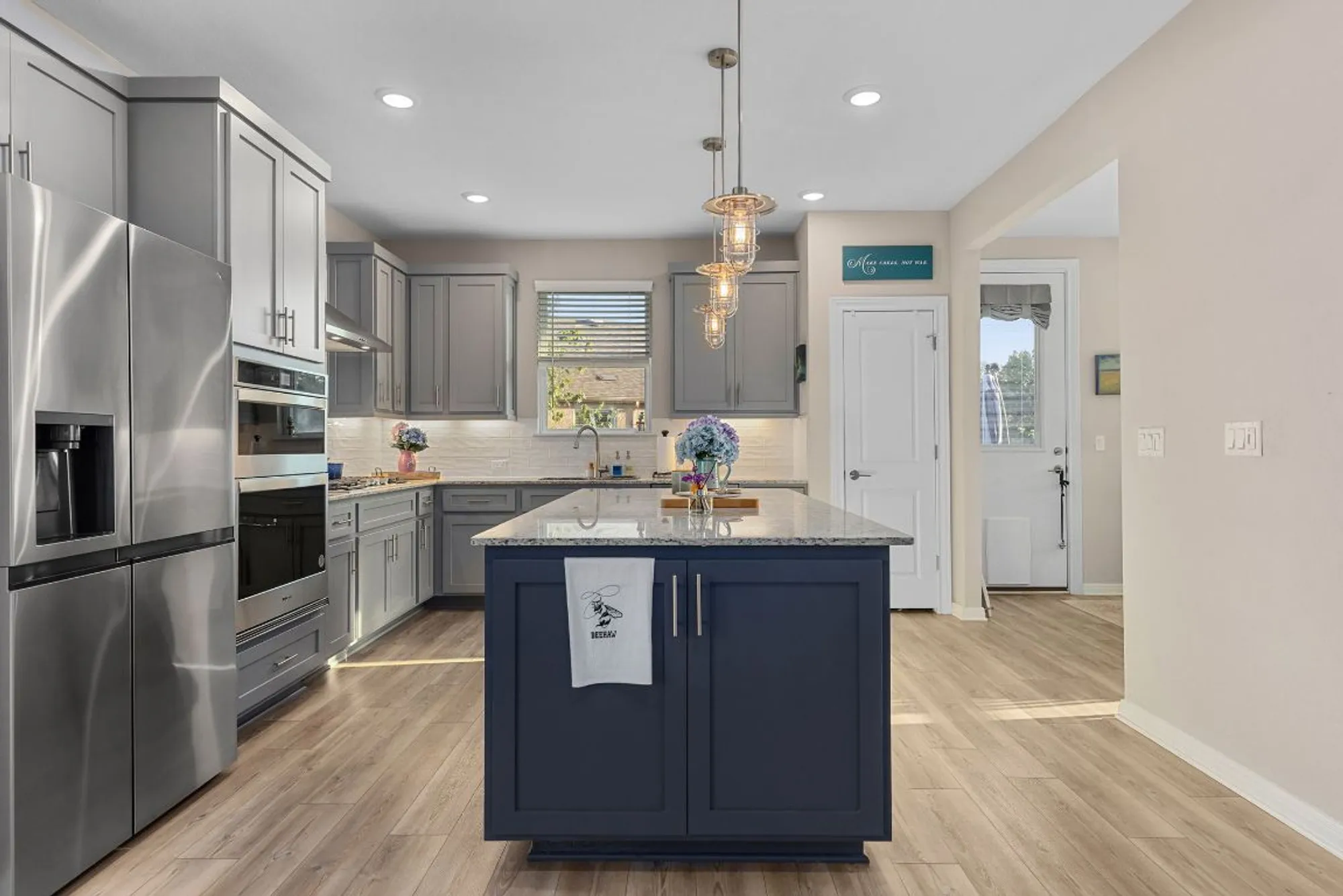 Property Slideshow image 12 of 32 | 101 bristol cv, Georgetown, TX, 78633