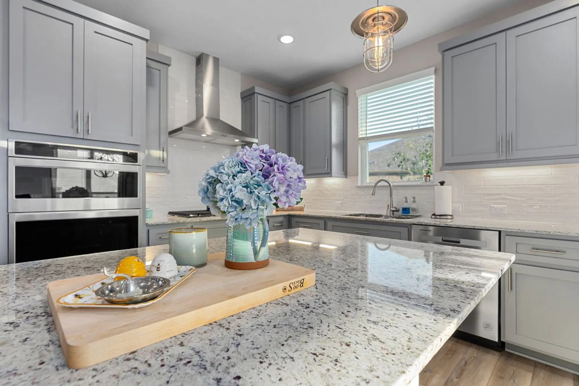 Property Slideshow image 13 of 32 | 101 bristol cv, Georgetown, TX, 78633