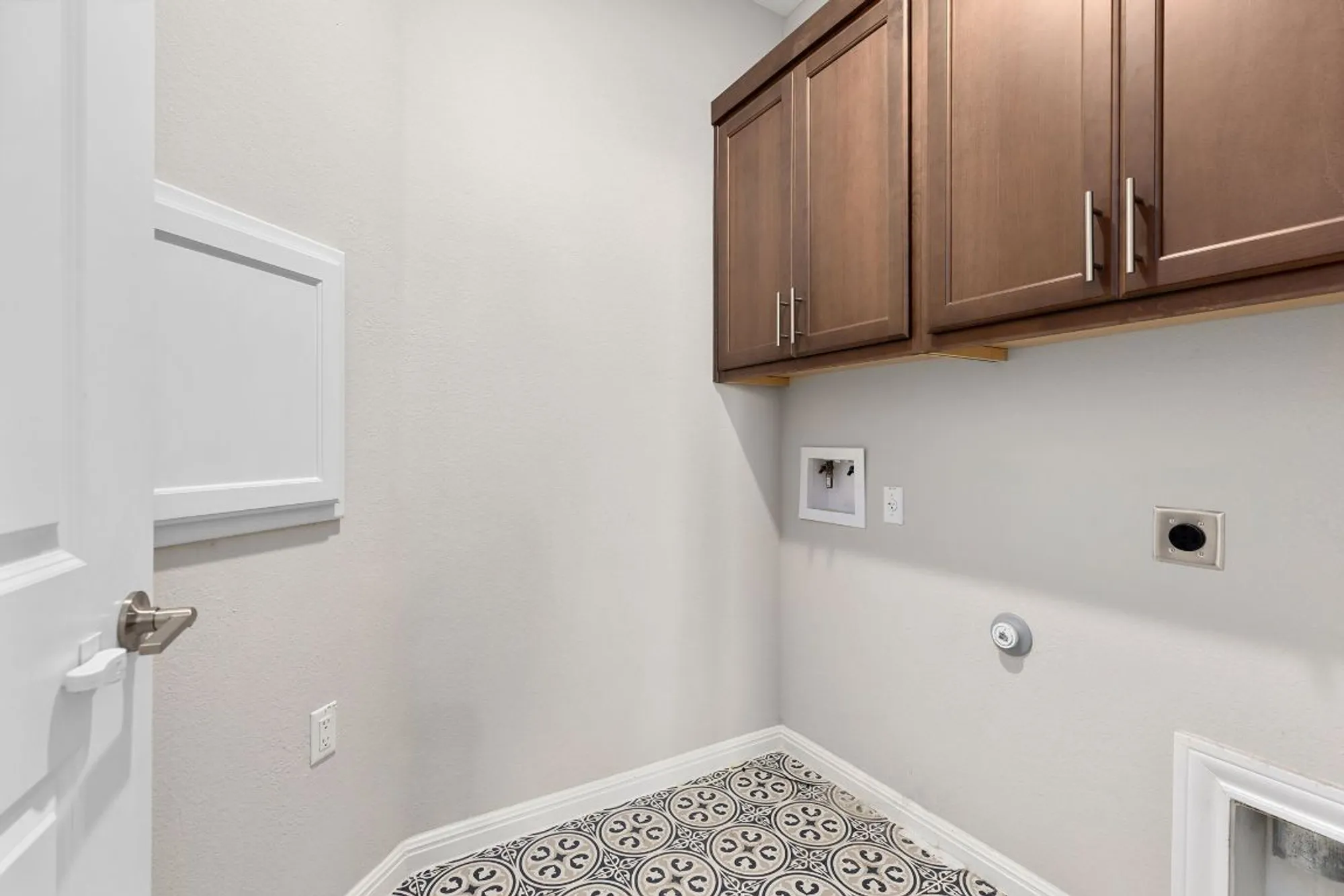 Property Slideshow image 29 of 32 | 101 bristol cv, Georgetown, TX, 78633