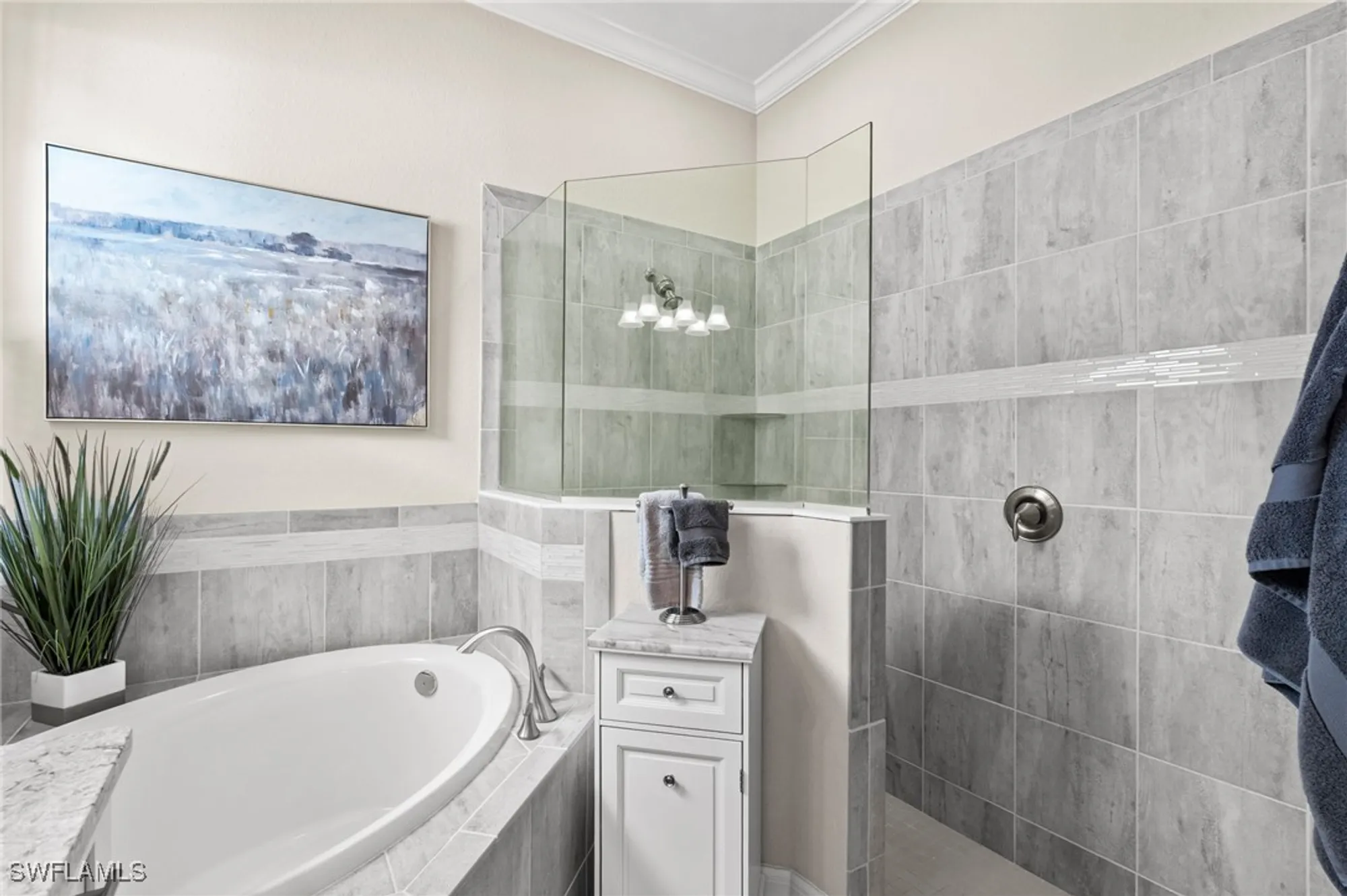 Property Slideshow image 21 of 46 | 15248 blue bay cir, Fort Myers, FL, 33913