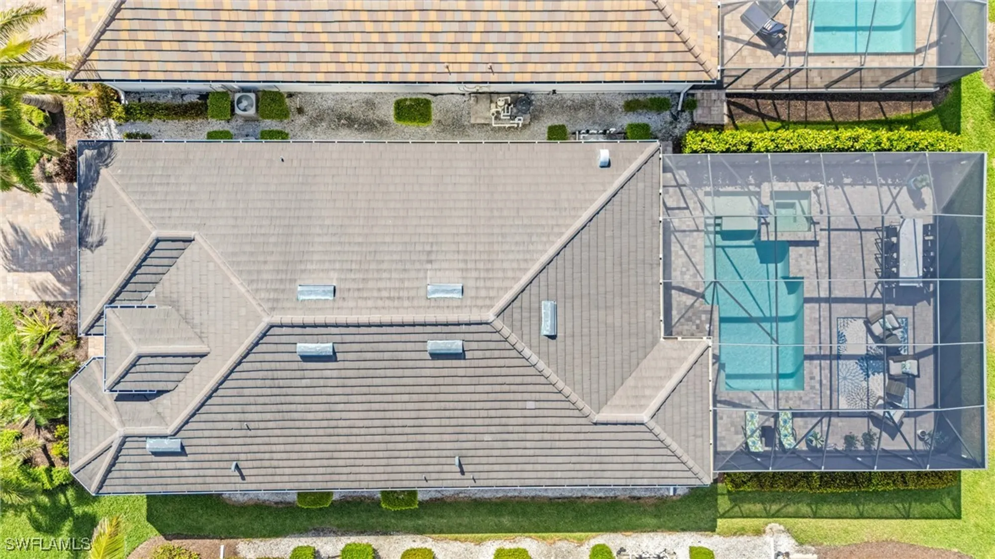 Property Slideshow image 37 of 46 | 15248 blue bay cir, Fort Myers, FL, 33913