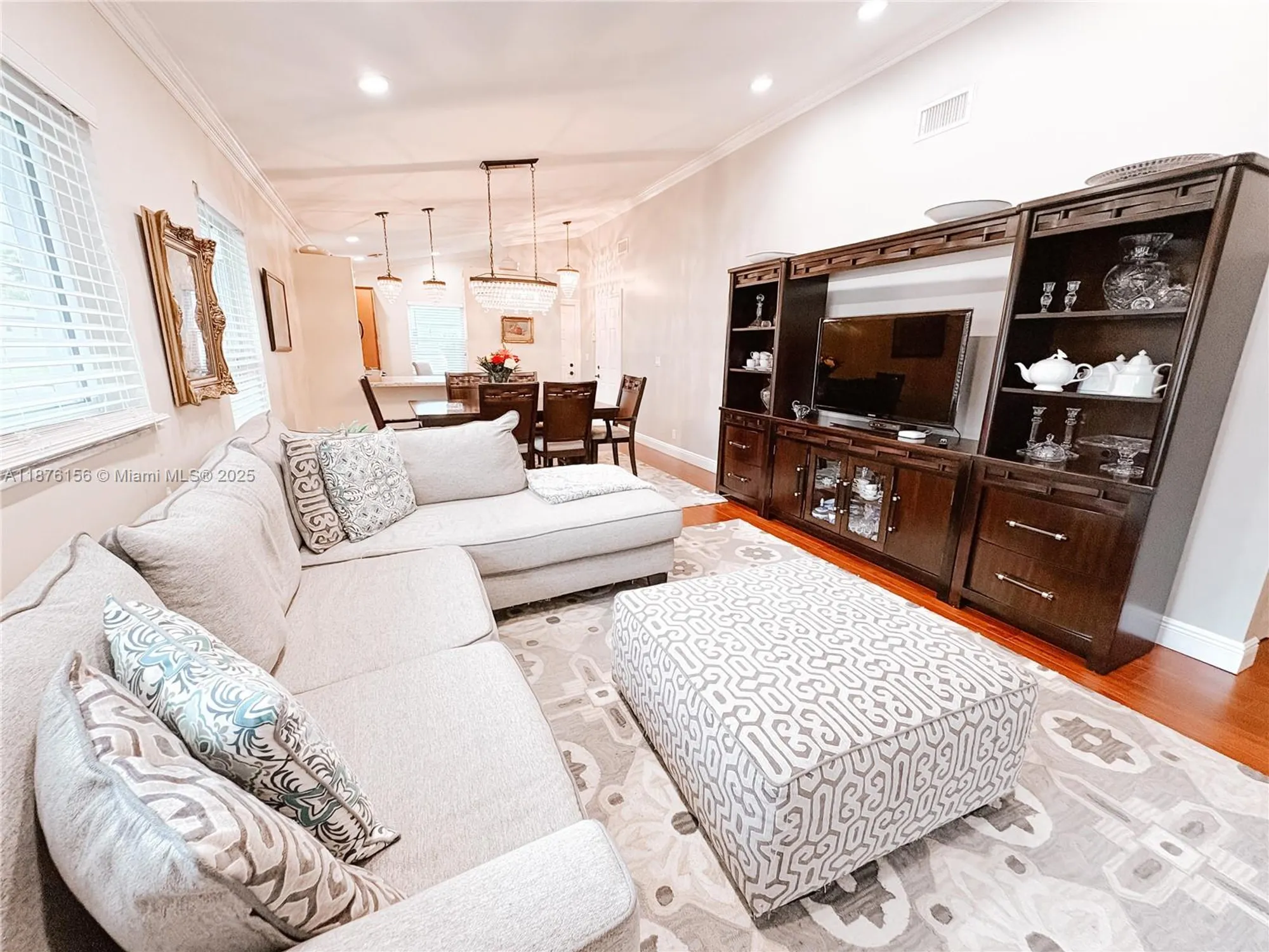 Property Slideshow image 14 of 43 | 8957 meadowlark way, Boca Raton, FL, 33496