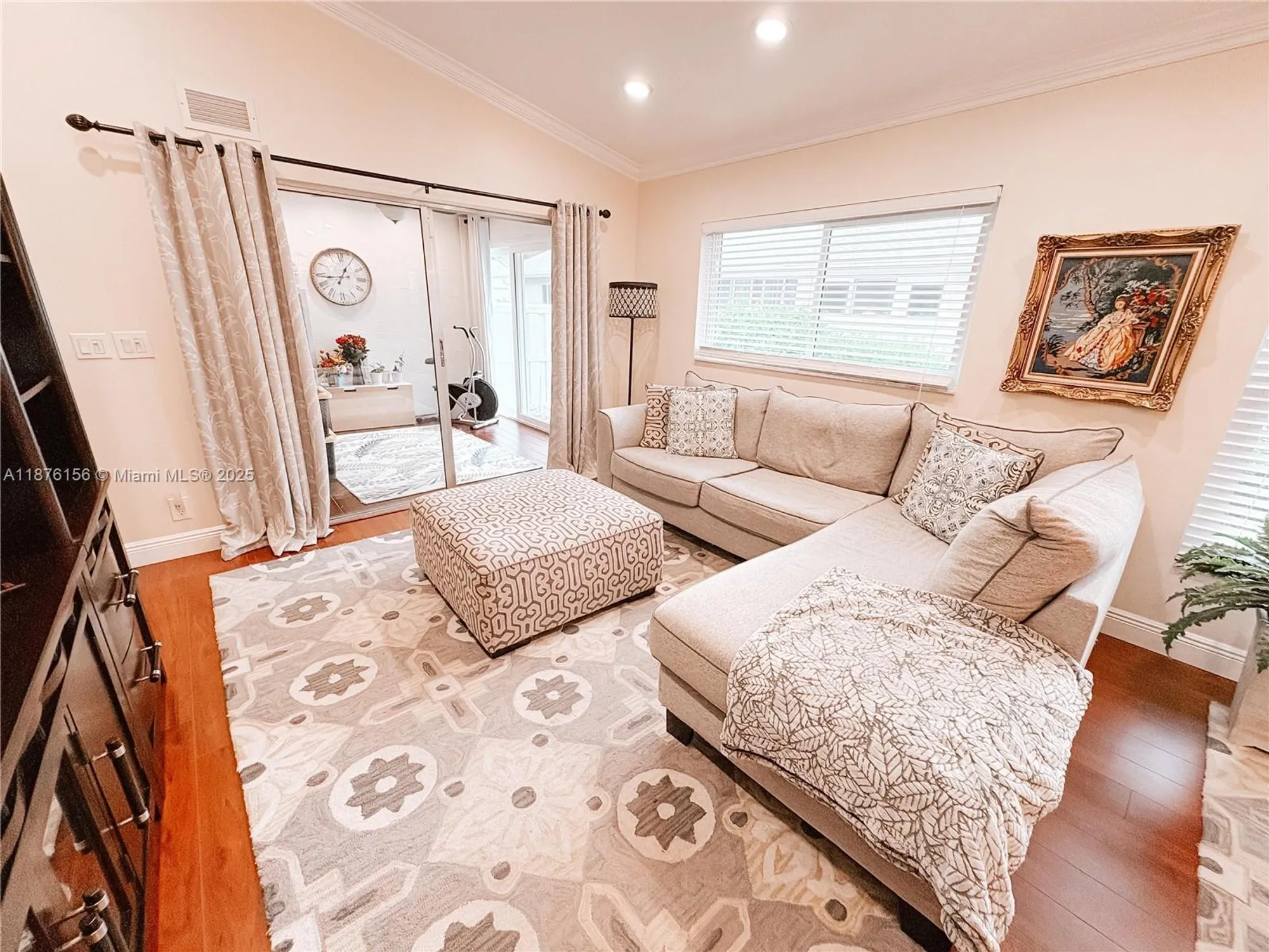 Property Slideshow image 11 of 43 | 8957 meadowlark way, Boca Raton, FL, 33496