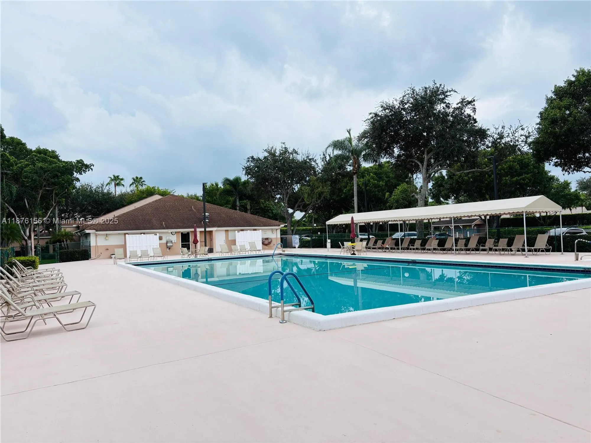 Property Slideshow image 37 of 43 | 8957 meadowlark way, Boca Raton, FL, 33496