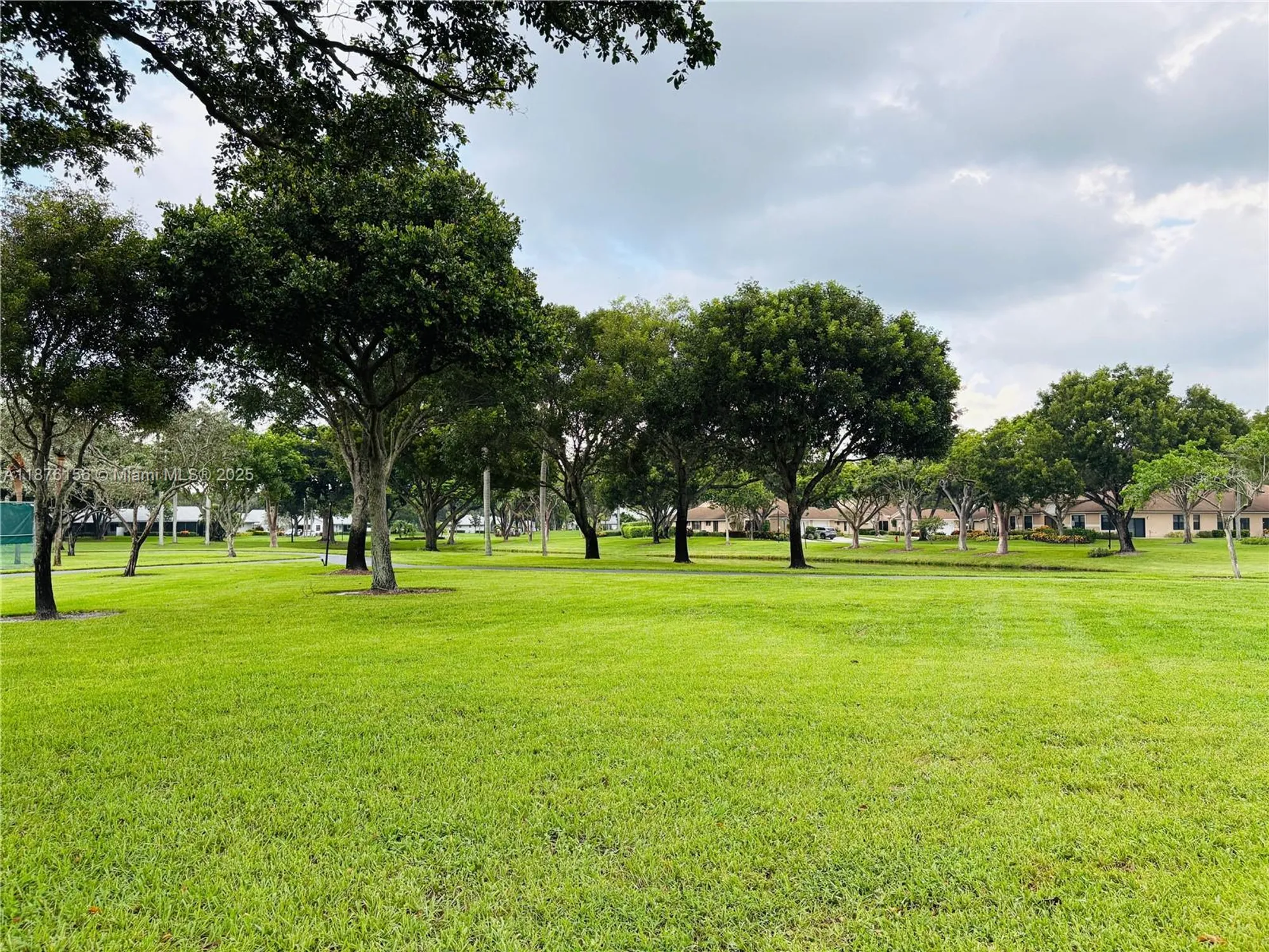 Property Slideshow image 38 of 43 | 8957 meadowlark way, Boca Raton, FL, 33496