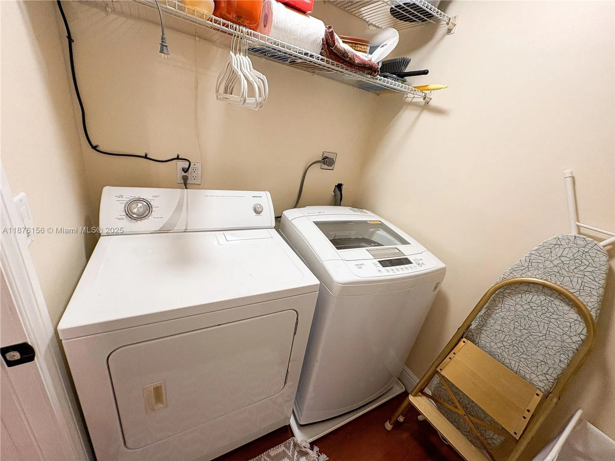 Property Slideshow image 32 of 43 | 8957 meadowlark way, Boca Raton, FL, 33496