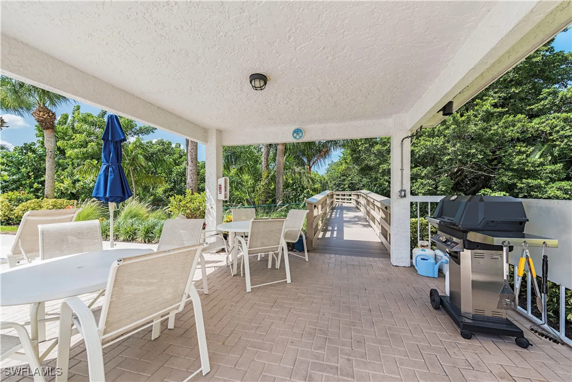 Property Slideshow image 20 of 33 | 5501 heron point dr 504, Naples, FL, 34108