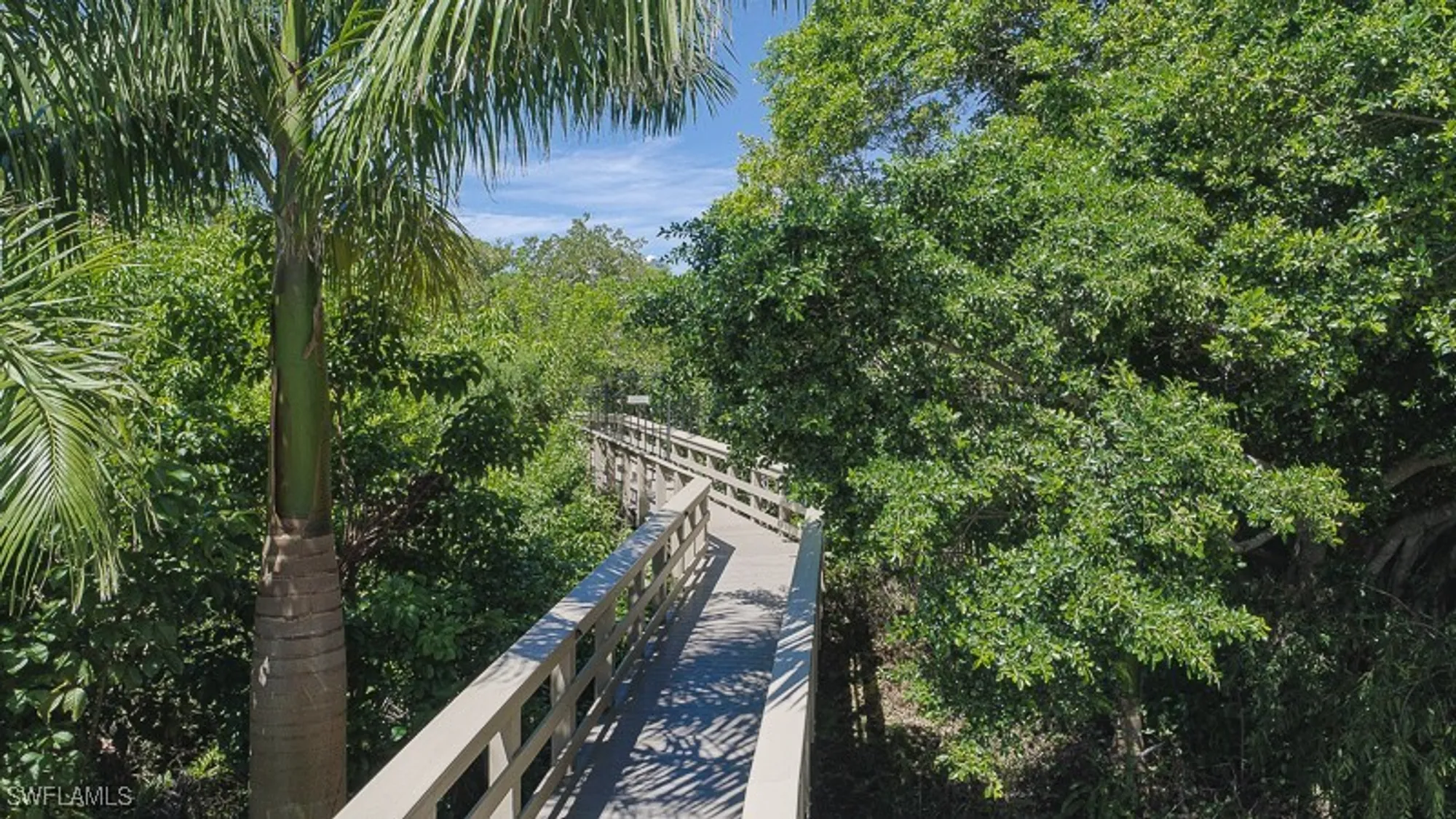 Property Slideshow image 22 of 33 | 5501 heron point dr 504, Naples, FL, 34108