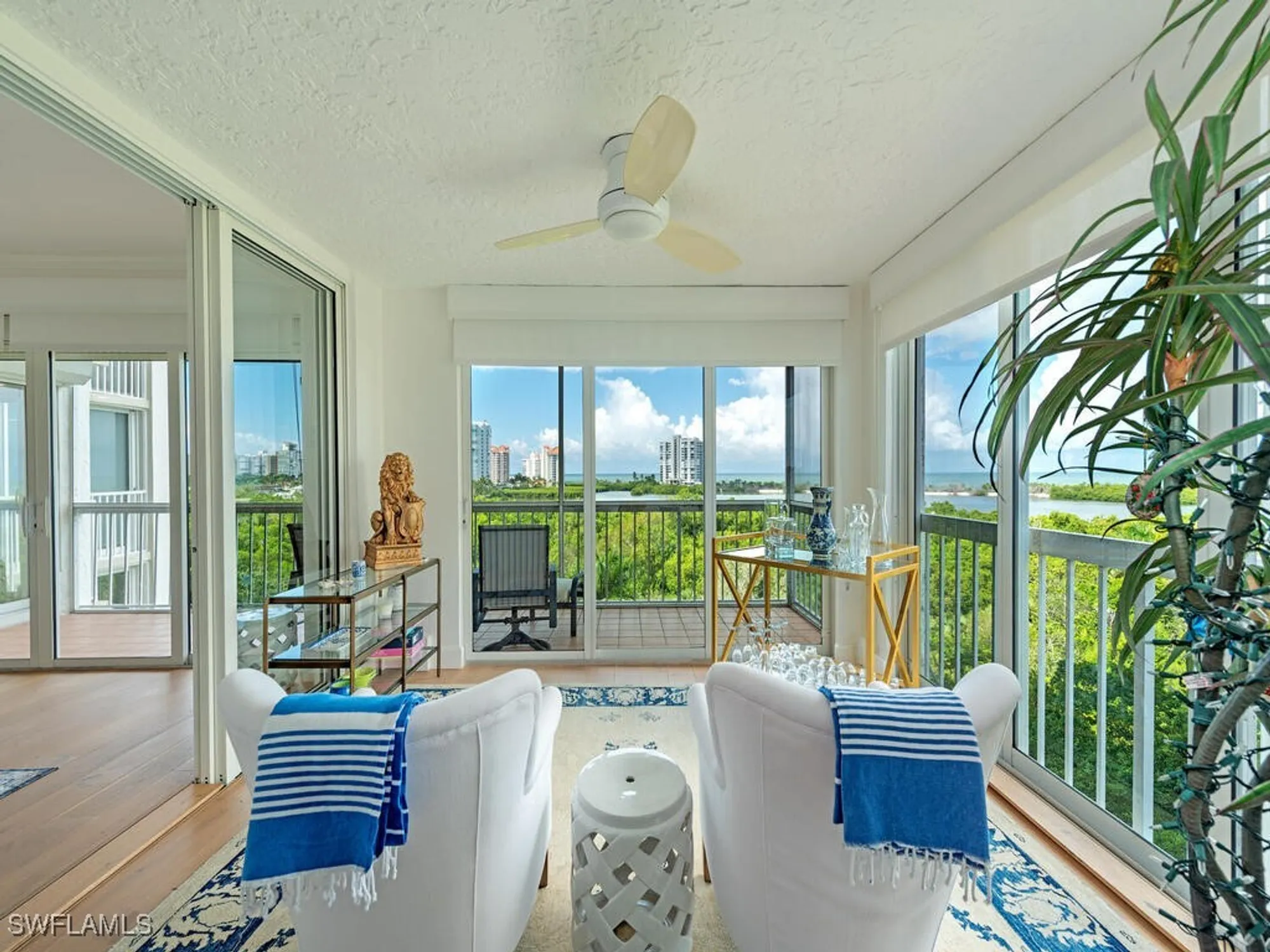 Property Slideshow image 6 of 33 | 5501 heron point dr 504, Naples, FL, 34108