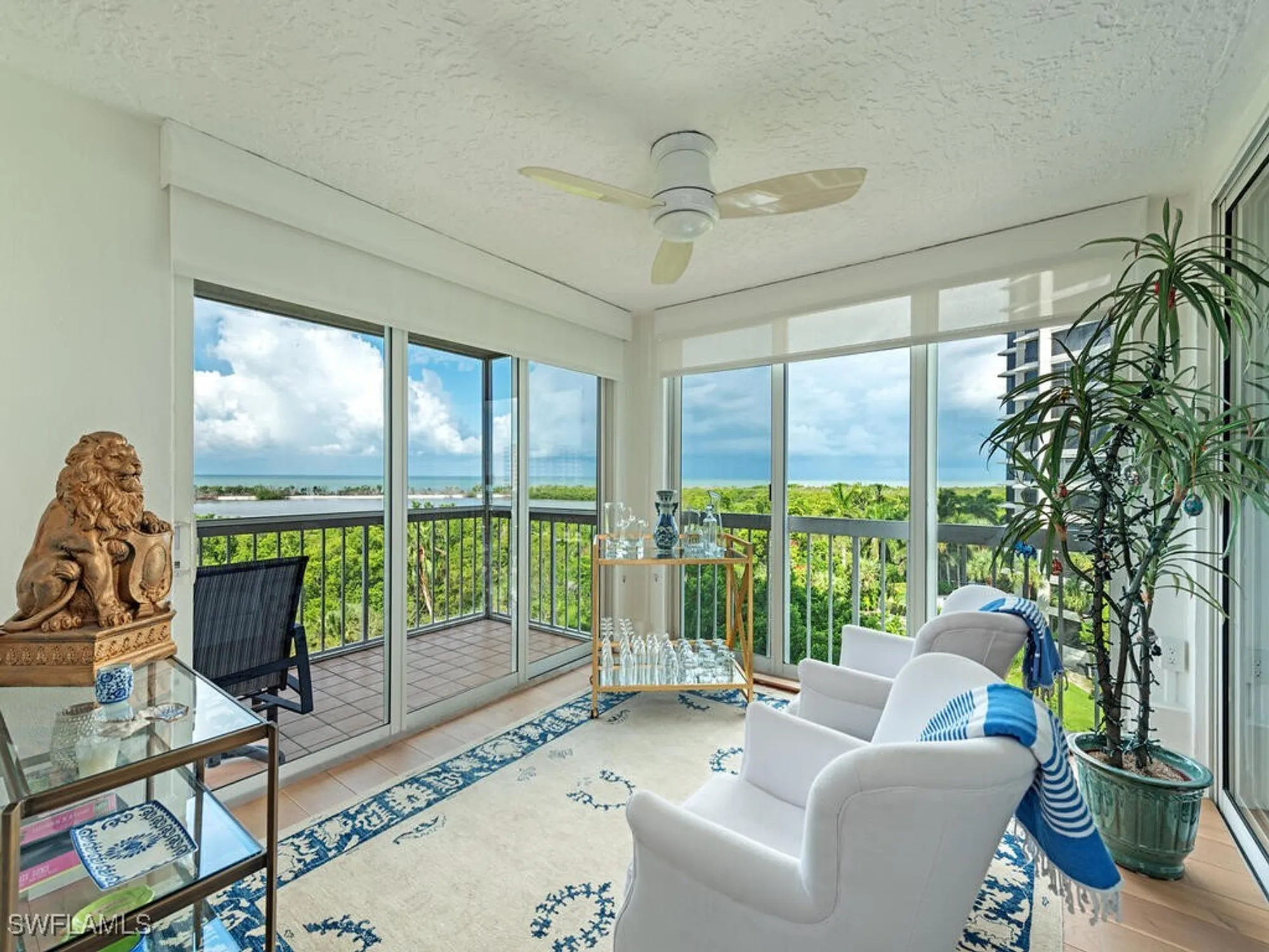 Property Slideshow image 7 of 33 | 5501 heron point dr 504, Naples, FL, 34108
