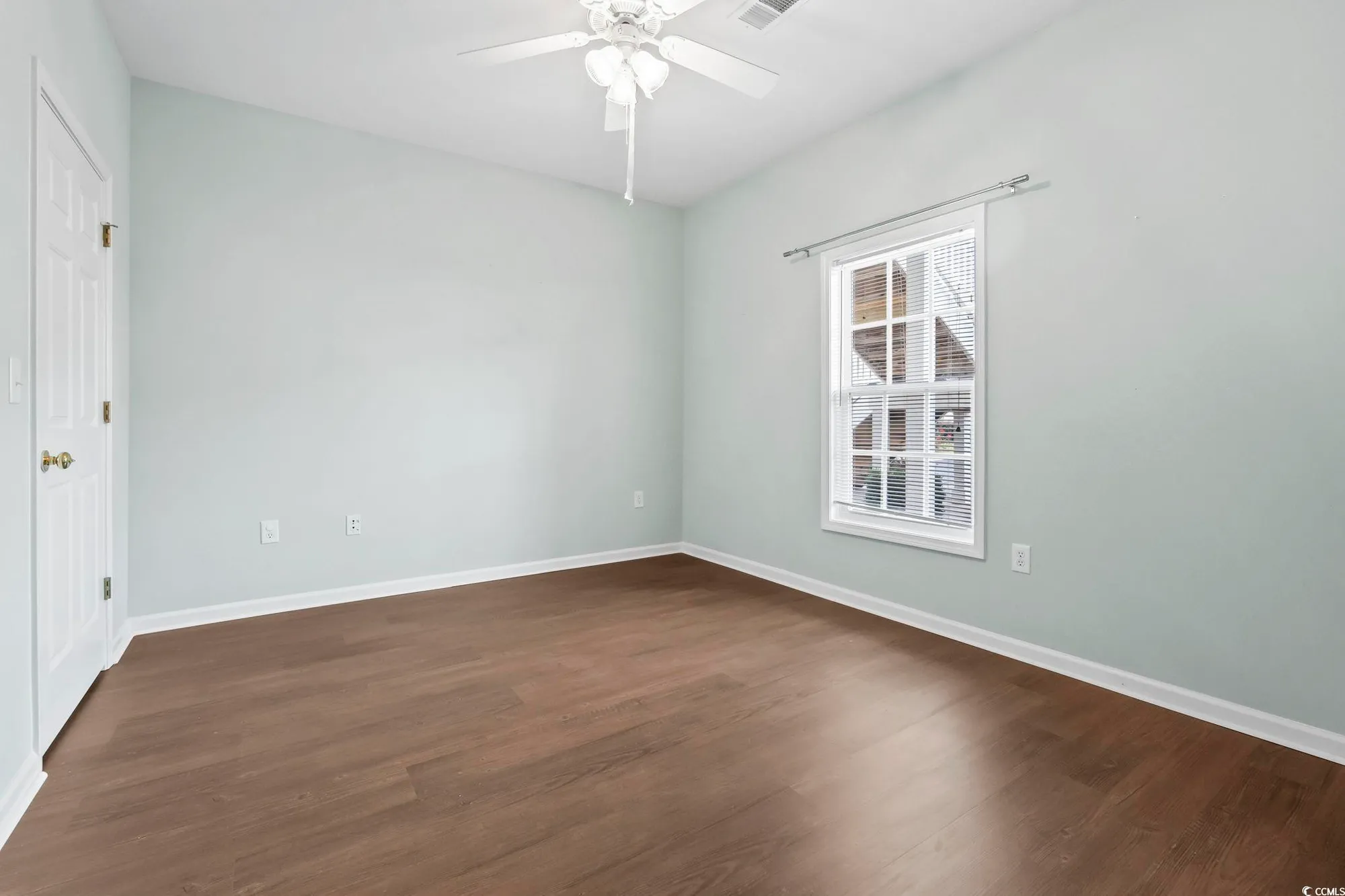 Property Slideshow image 7 of 39 | 319 black oak ln unit 101, Murrells Inlet, SC, 29576