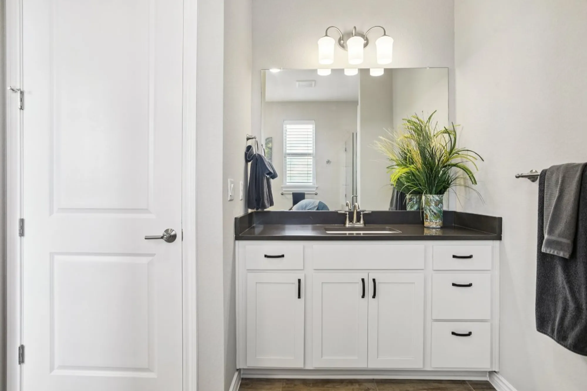 Property Slideshow image 25 of 37 | 206 eagle dr # 101, San Marcos, TX, 78666