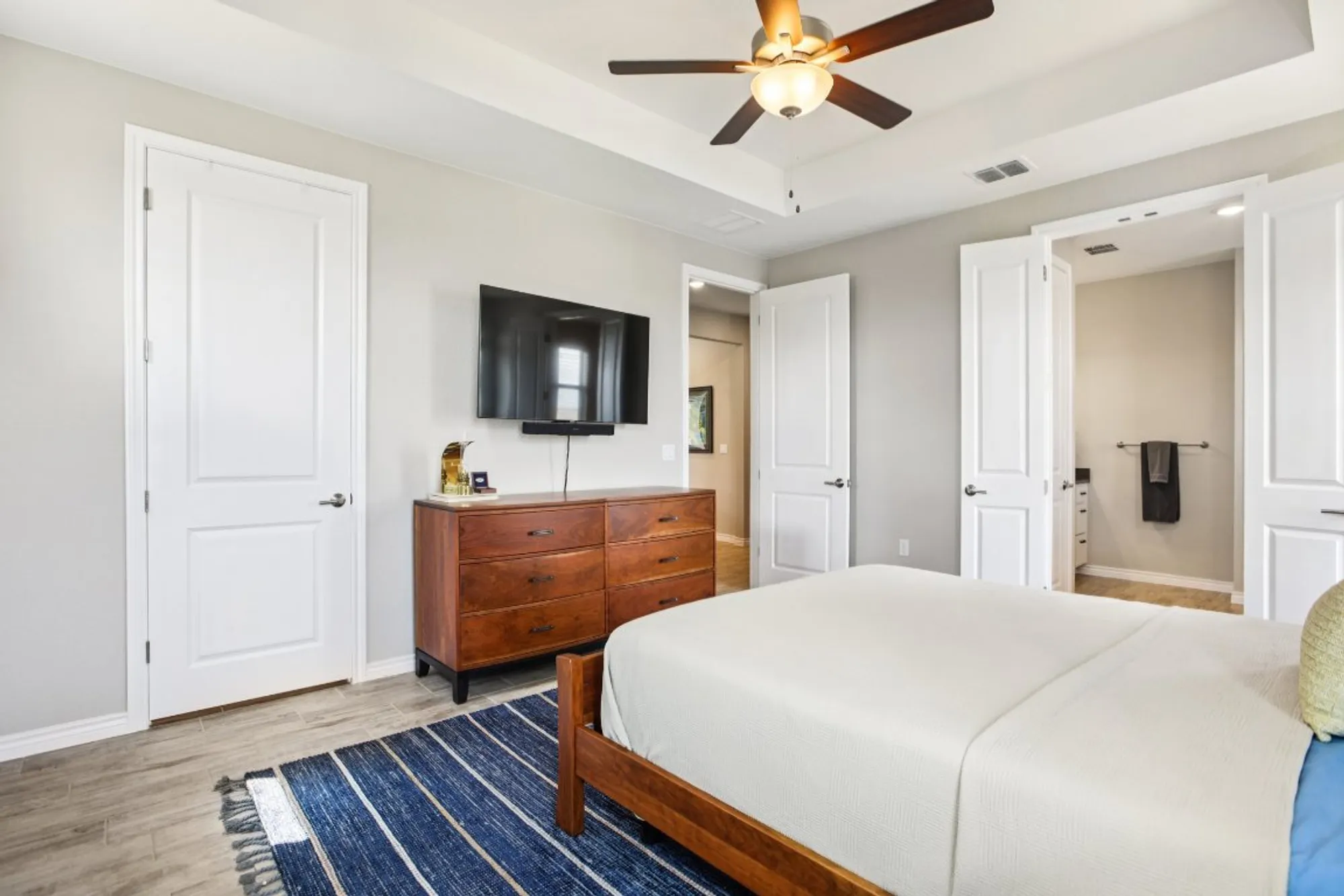 Property Slideshow image 20 of 37 | 206 eagle dr # 101, San Marcos, TX, 78666