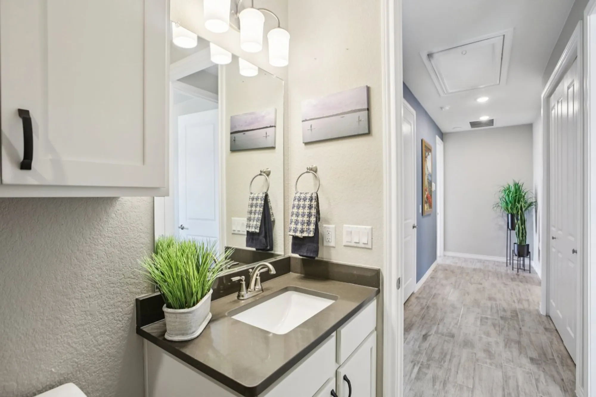 Property Slideshow image 30 of 37 | 206 eagle dr # 101, San Marcos, TX, 78666