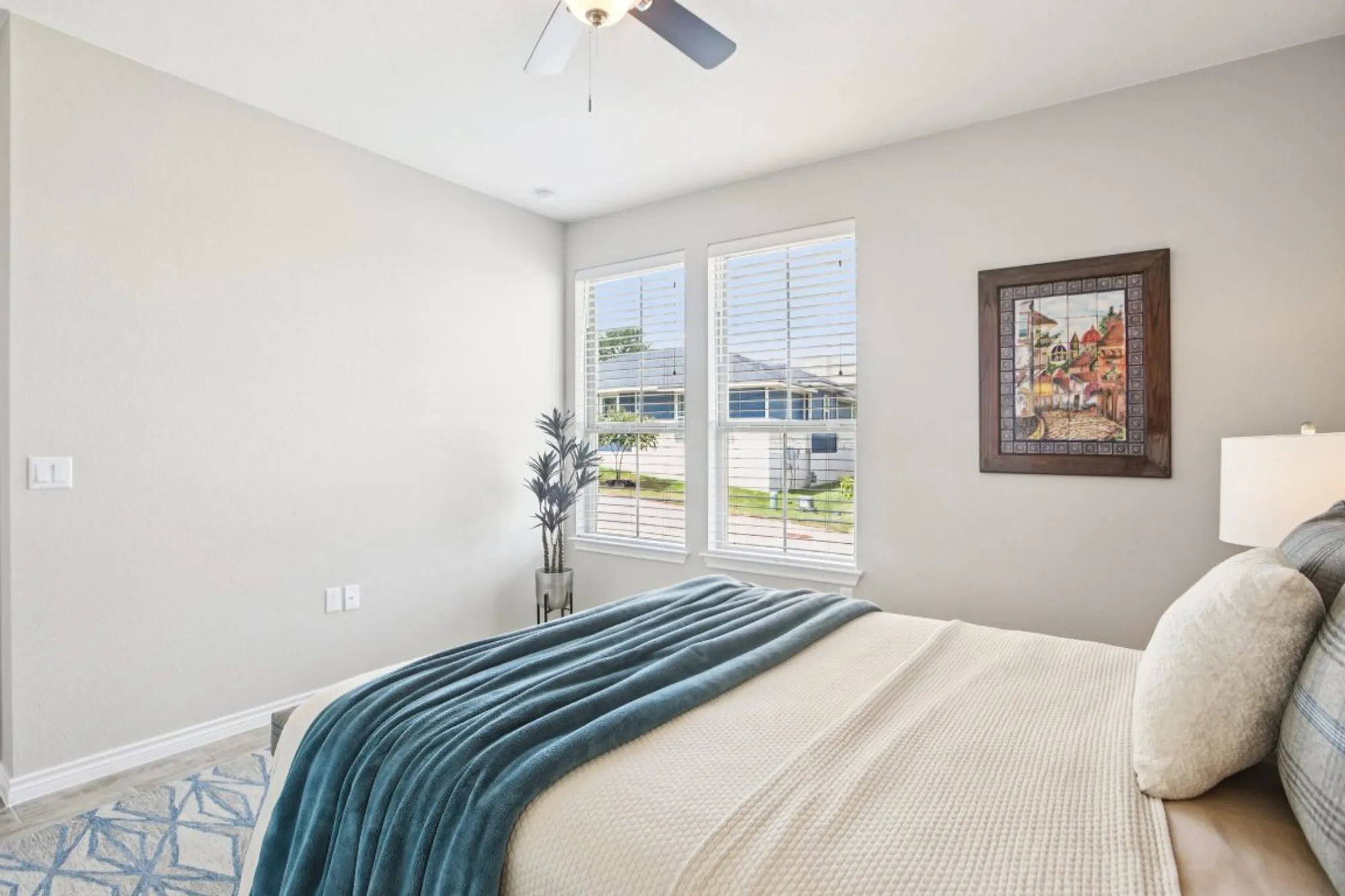 Property Slideshow image 32 of 37 | 206 eagle dr # 101, San Marcos, TX, 78666