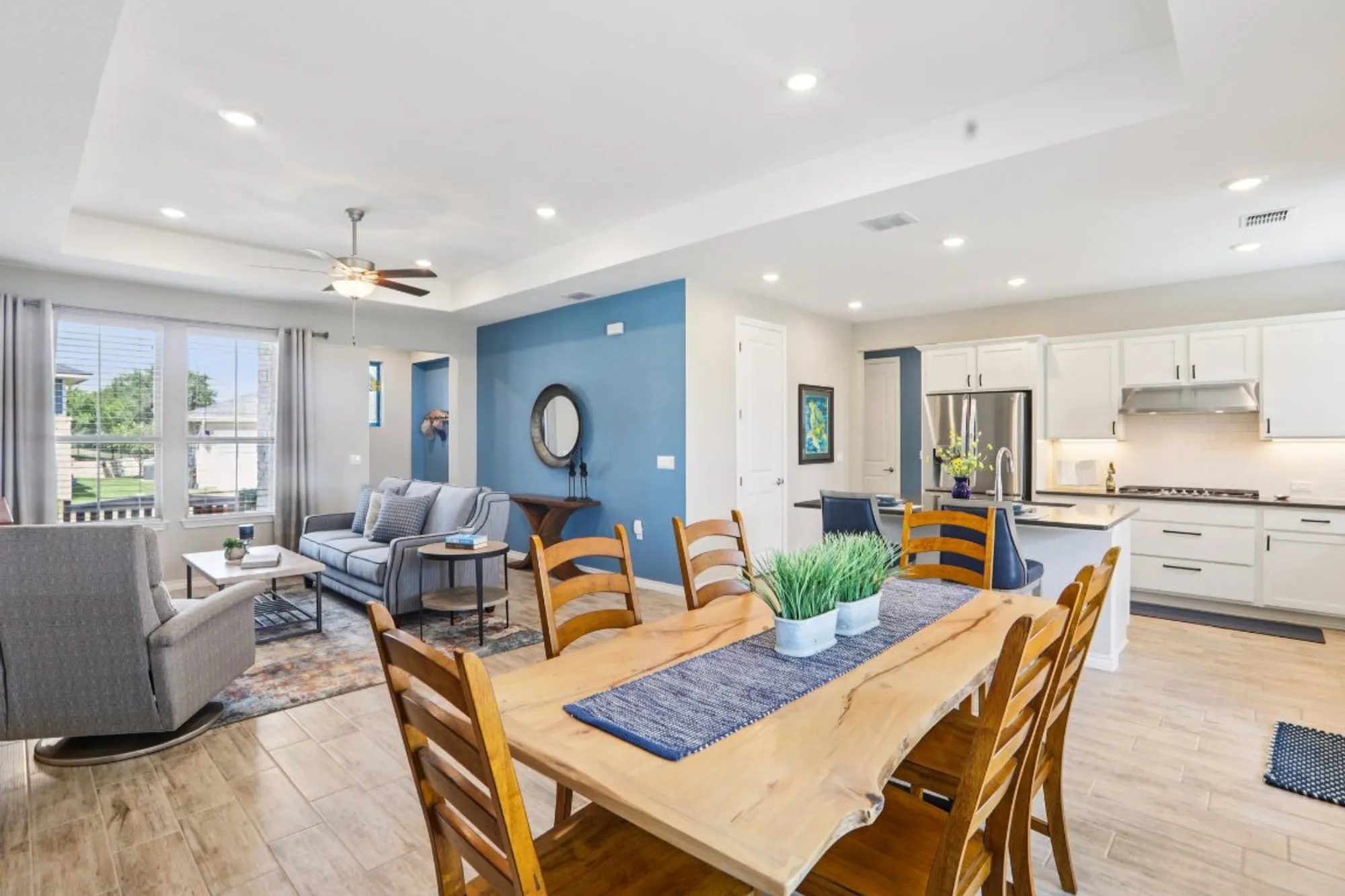 Property Slideshow image 4 of 37 | 206 eagle dr # 101, San Marcos, TX, 78666