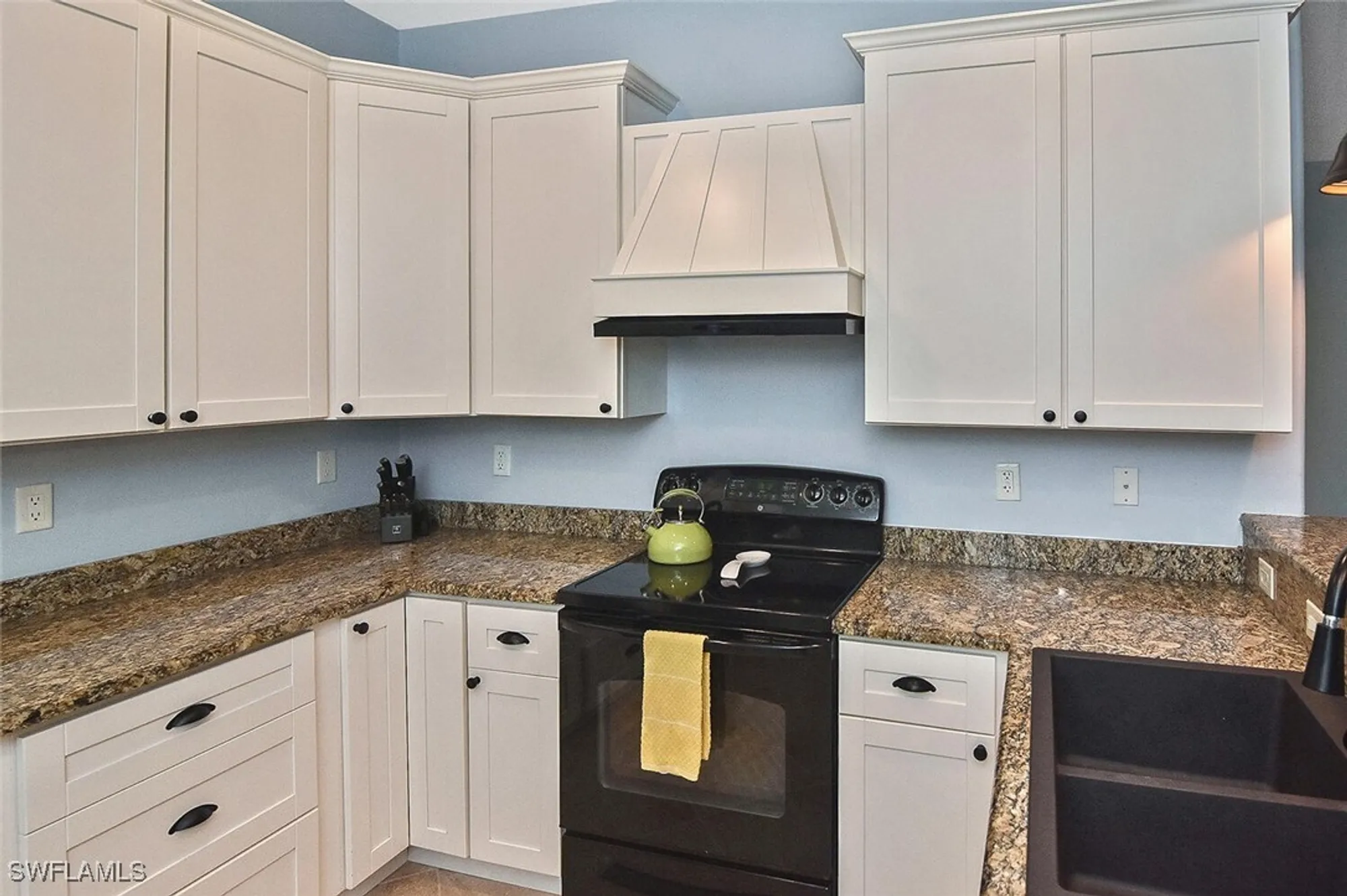 Property Slideshow image 30 of 50 | 8949 malibu st 303, Naples, FL, 34113