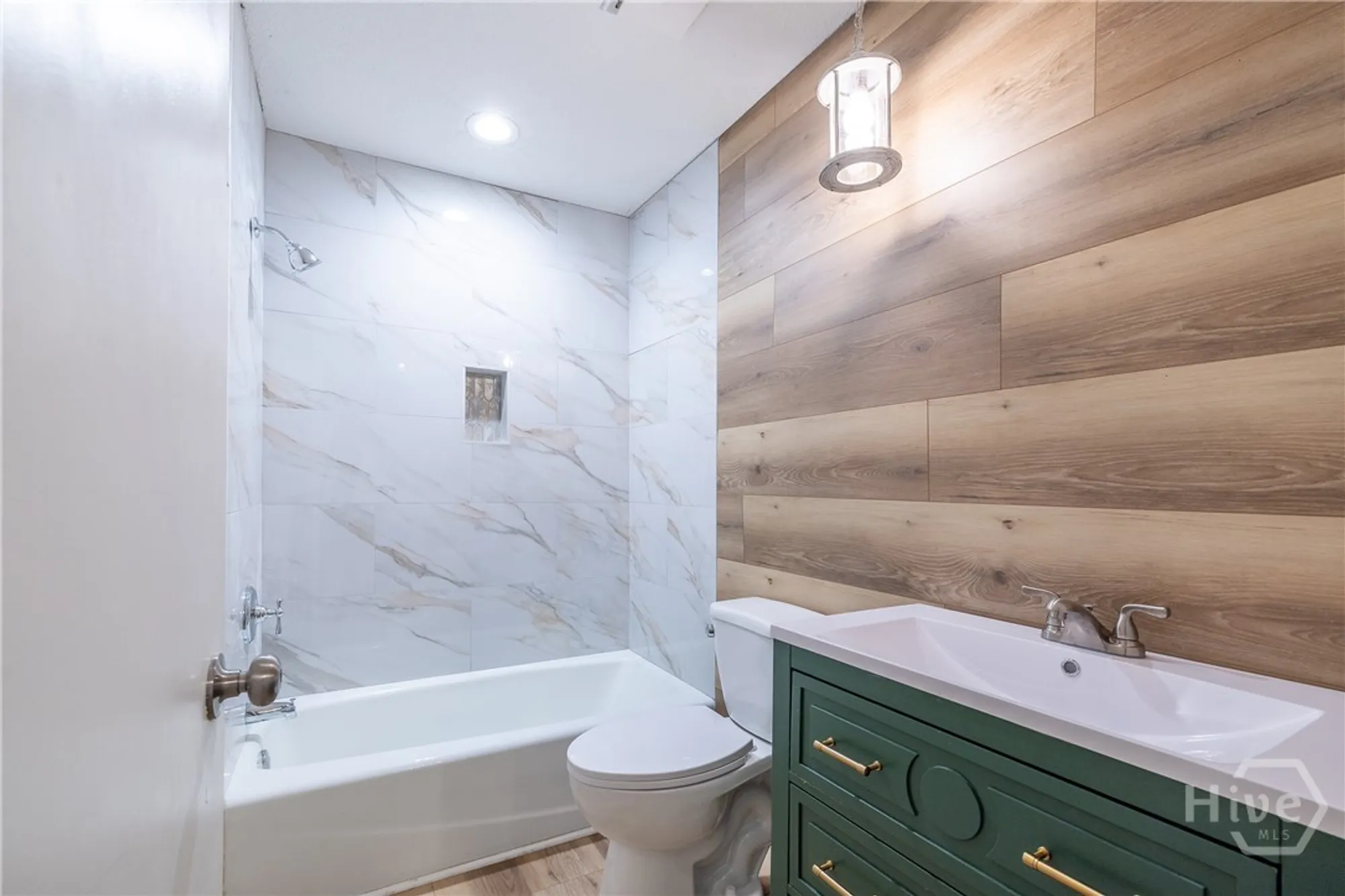 Property Slideshow image 22 of 46 | 12 lanyard ct, Savannah, GA, 31411