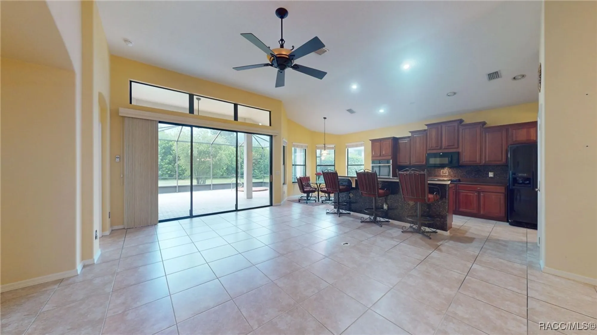 Property Slideshow image 19 of 76 | 1299 w skyview crossing dr, Hernando, FL, 34442