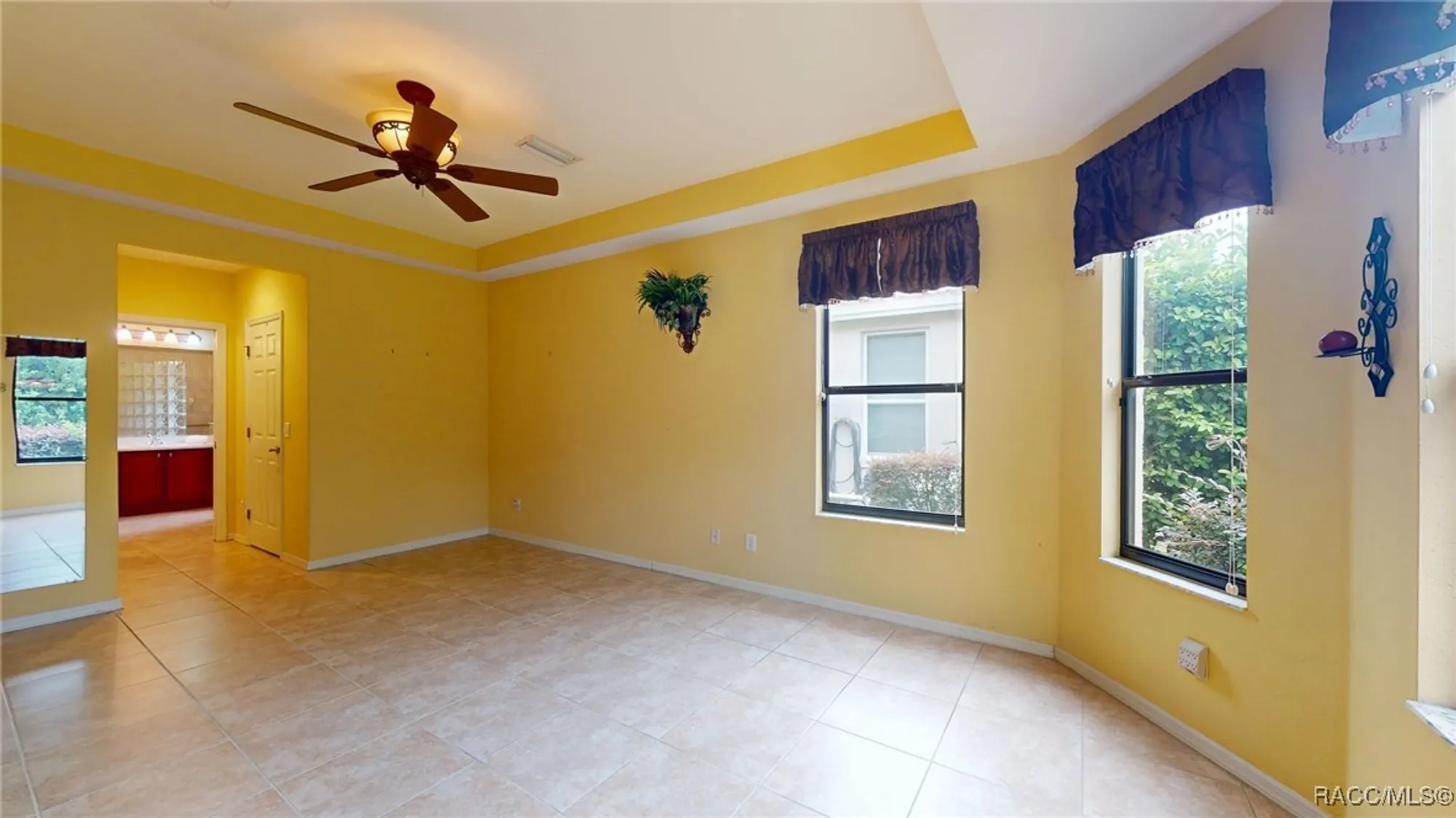 Property Slideshow image 21 of 76 | 1299 w skyview crossing dr, Hernando, FL, 34442