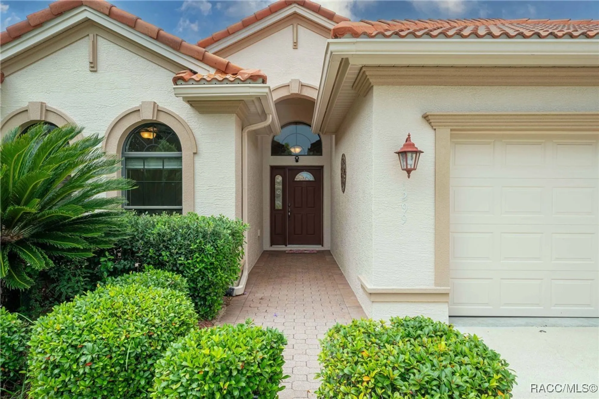 Property Slideshow image 7 of 76 | 1299 w skyview crossing dr, Hernando, FL, 34442
