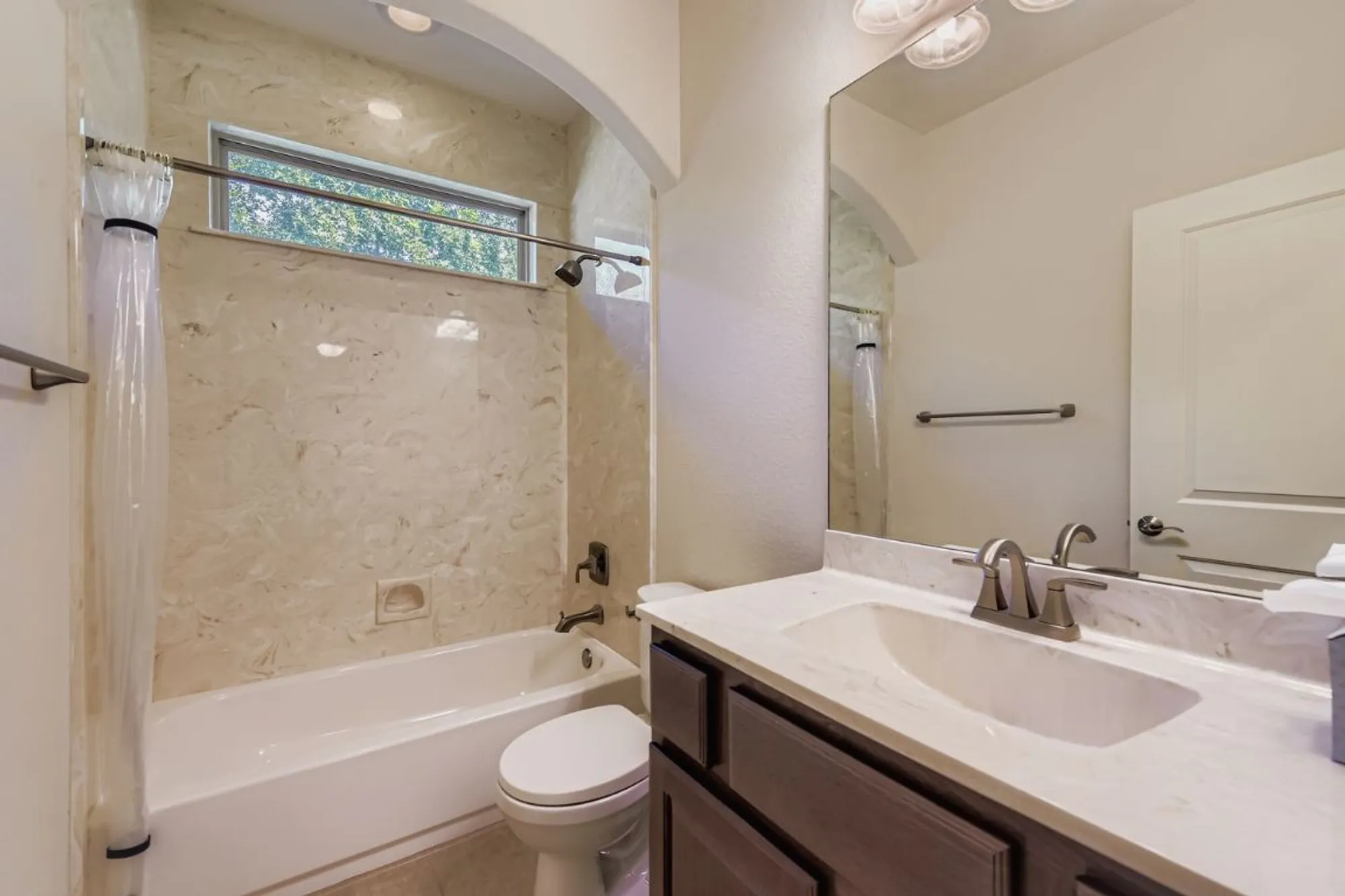 Property Slideshow image 10 of 13 | 5608 big bend trl, Georgetown, TX, 78633