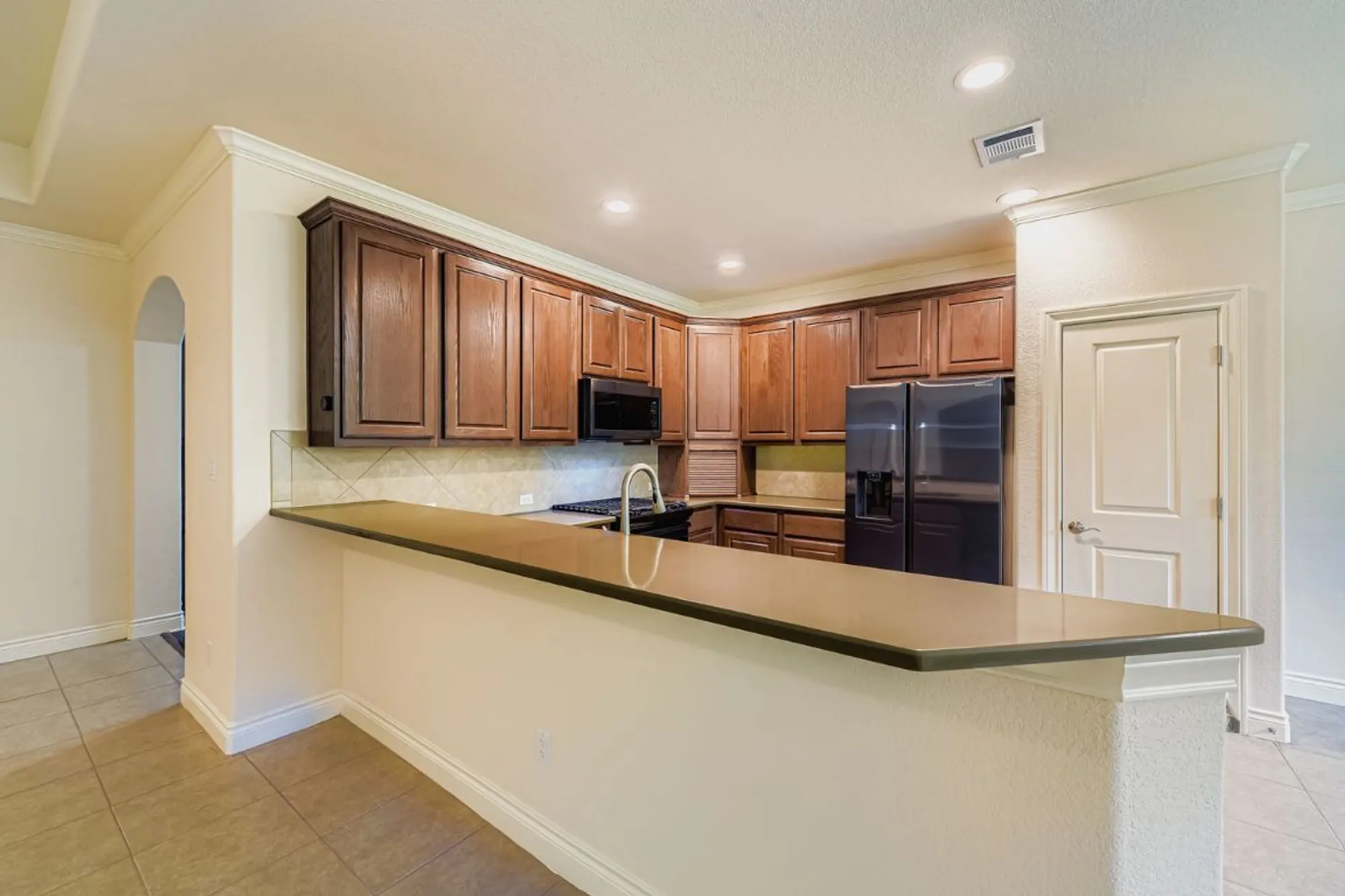 Property Slideshow image 5 of 13 | 5608 big bend trl, Georgetown, TX, 78633