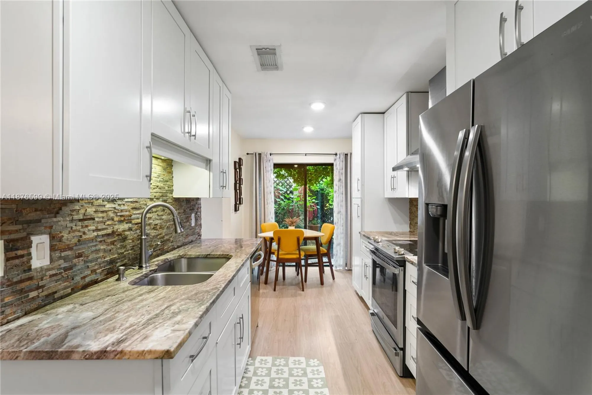 Property Slideshow image 15 of 49 | 9286 vista del lago g, Boca Raton, FL, 33428