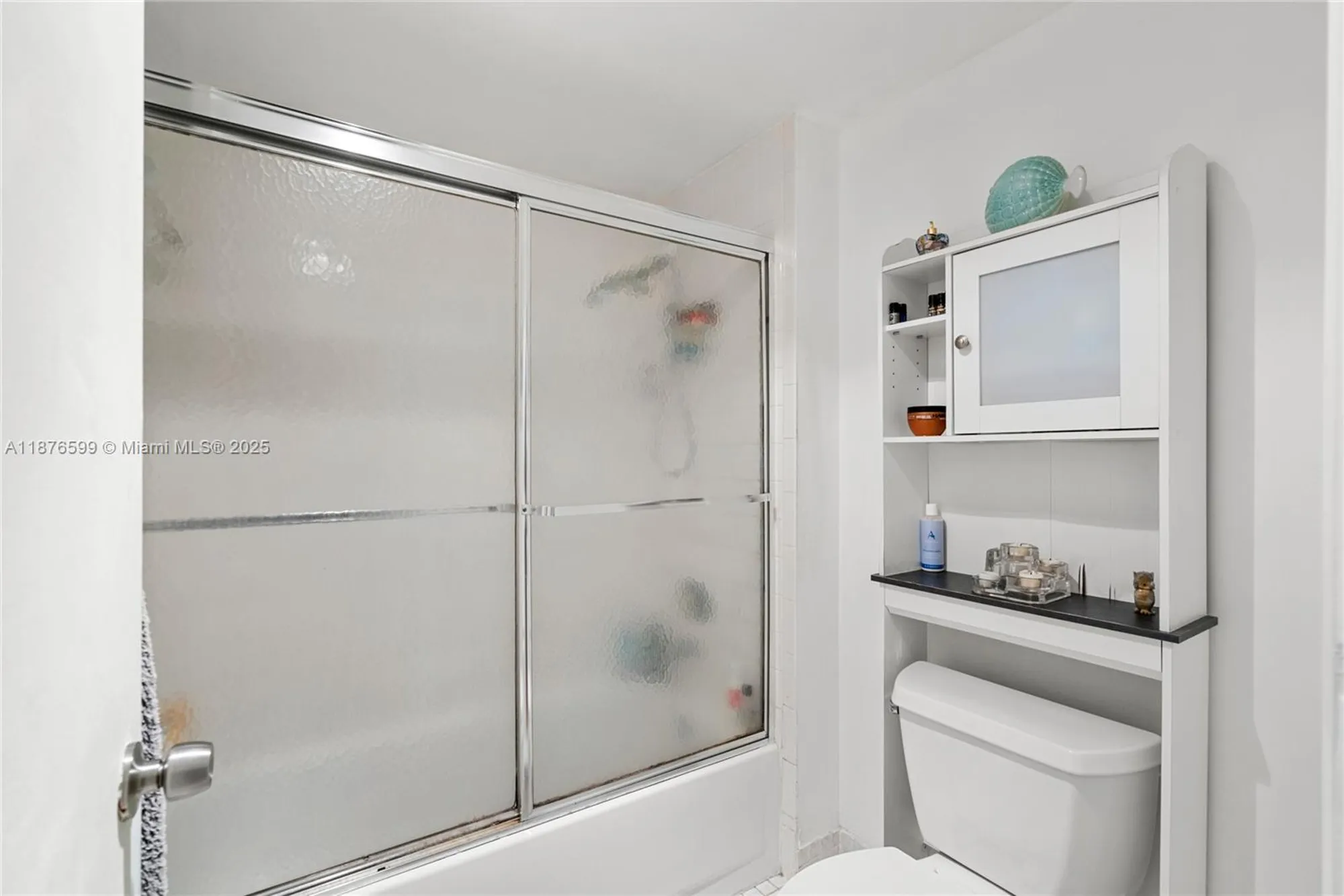 Property Slideshow image 34 of 49 | 9286 vista del lago g, Boca Raton, FL, 33428