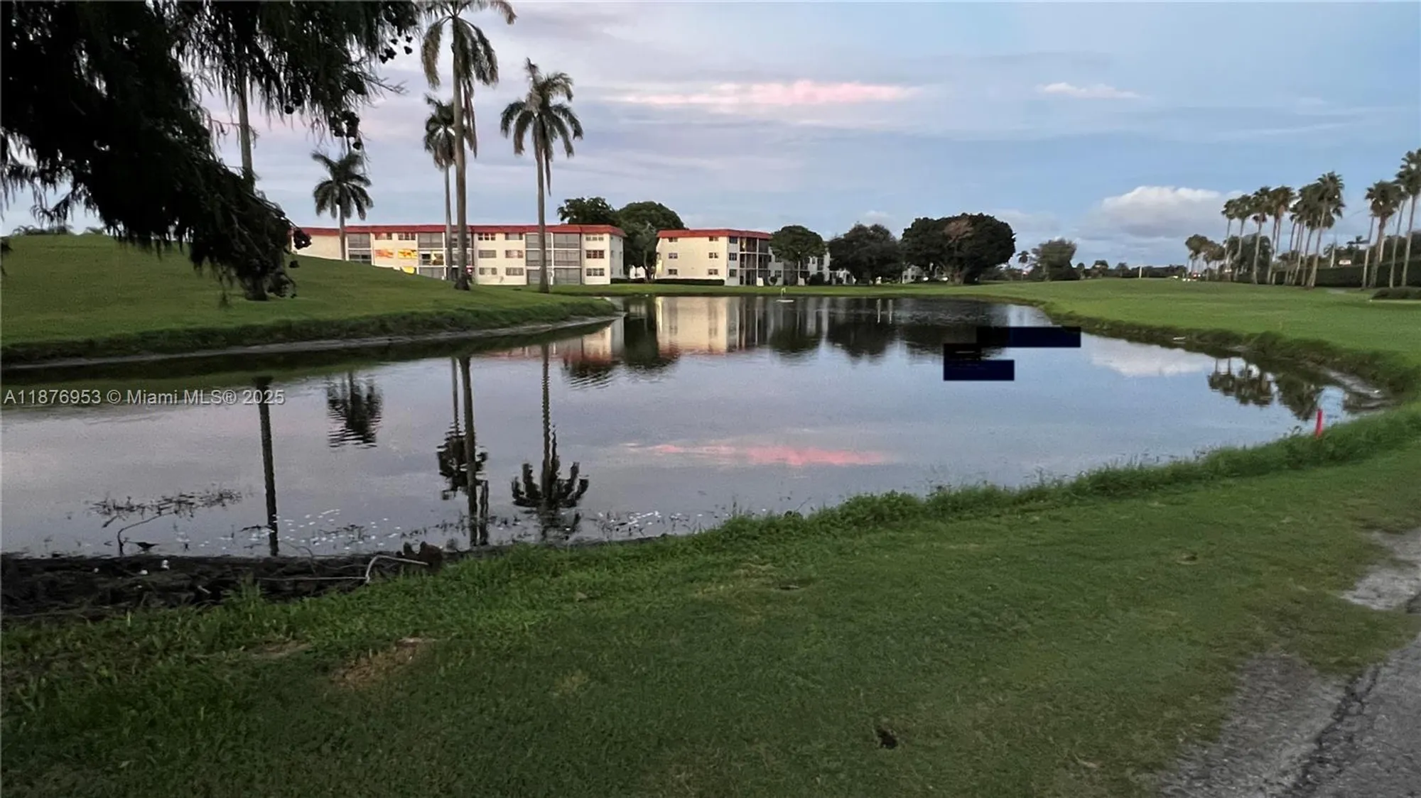 Property Slideshow image 15 of 42 | 671 s hollybrook dr 302, Pembroke Pines, FL, 33025