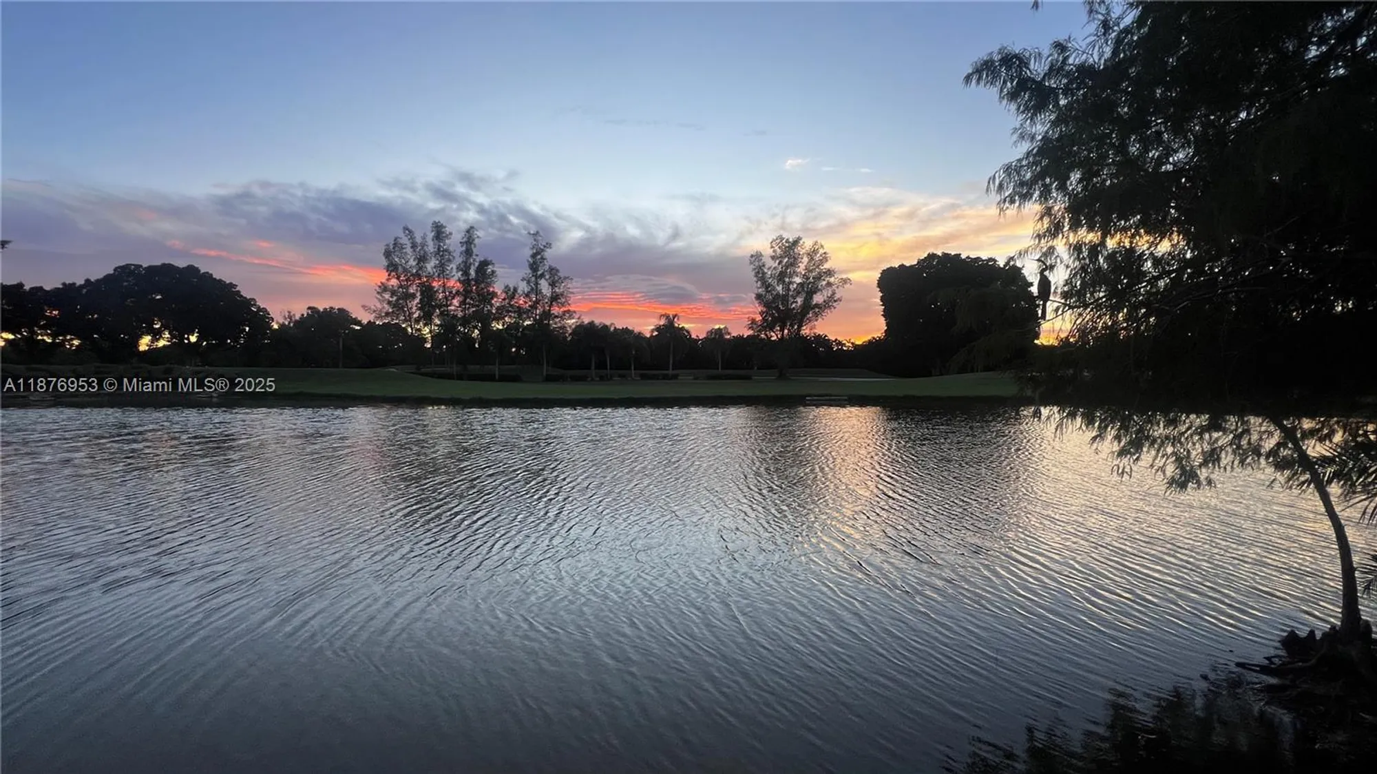 Property Slideshow image 29 of 42 | 671 s hollybrook dr 302, Pembroke Pines, FL, 33025